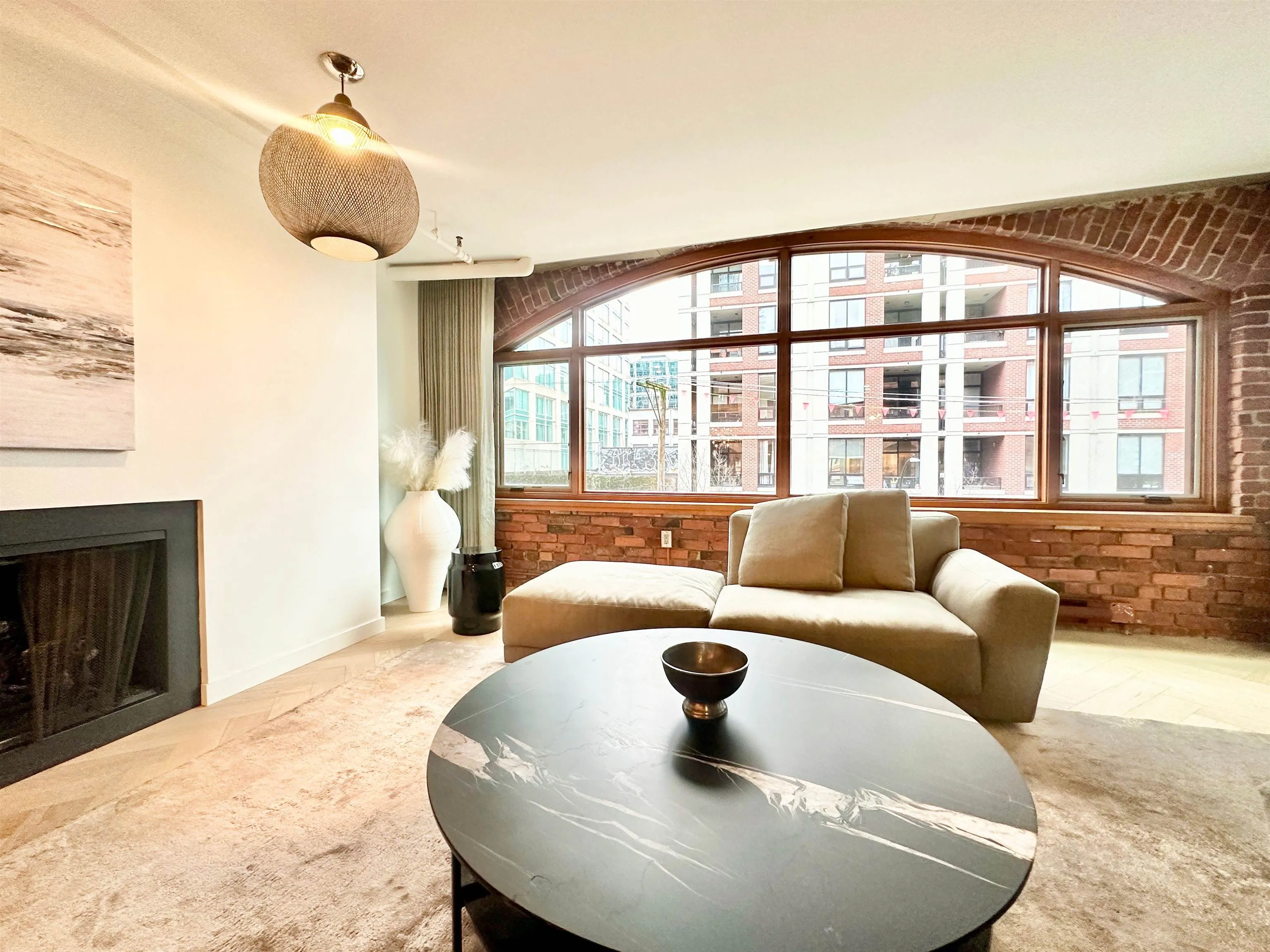 550 Beatty Street #5-4