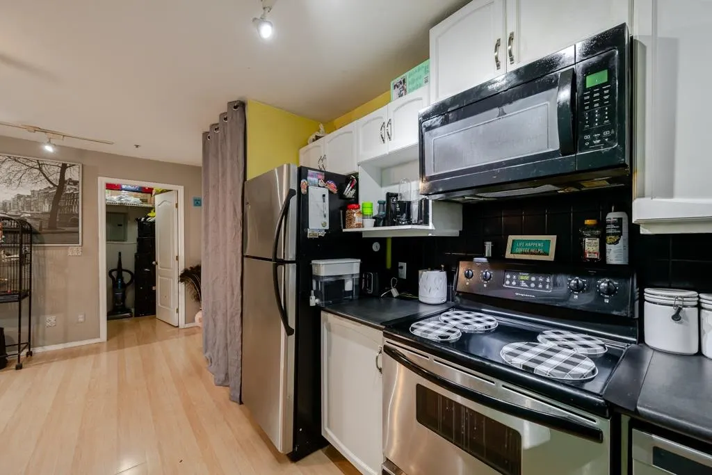 2958 Trethewey Street #307