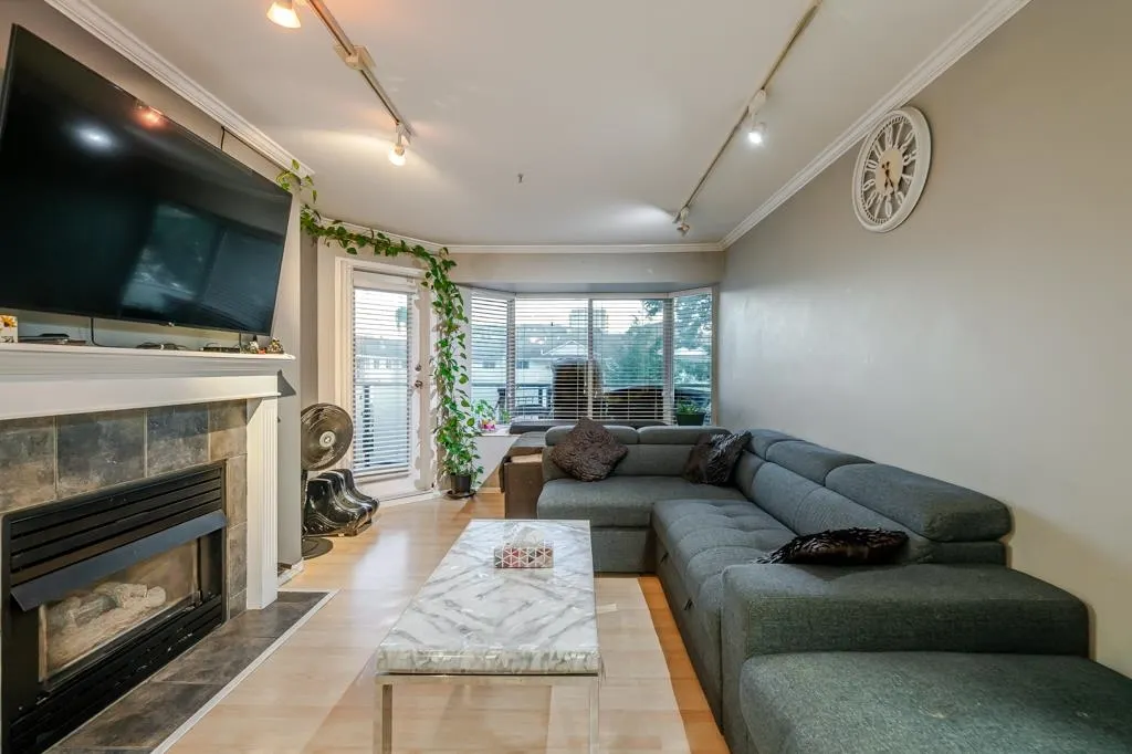 2958 Trethewey Street #307