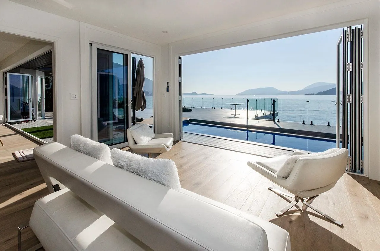 13 Ocean Point Drive
