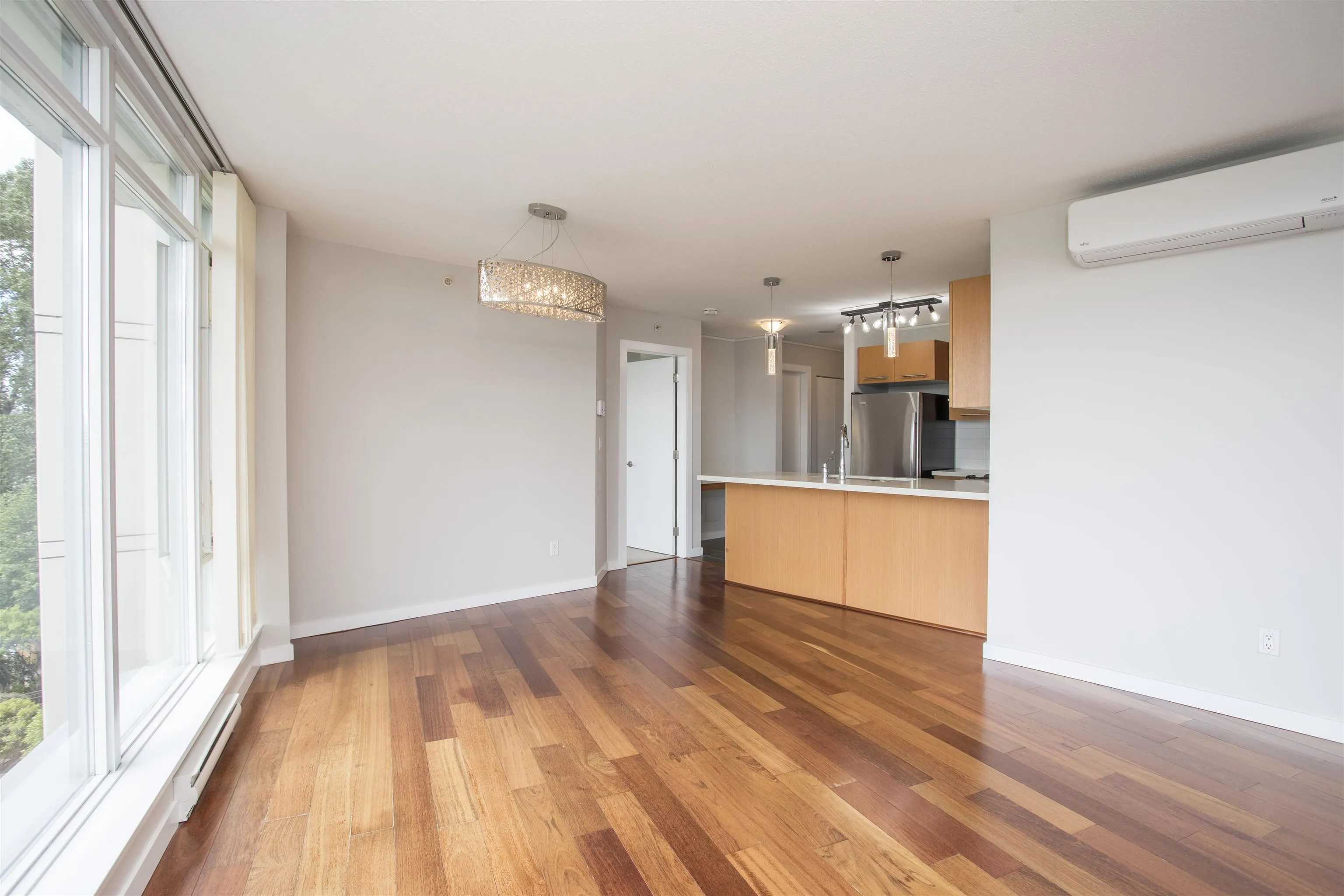 2133 Douglas Road #507