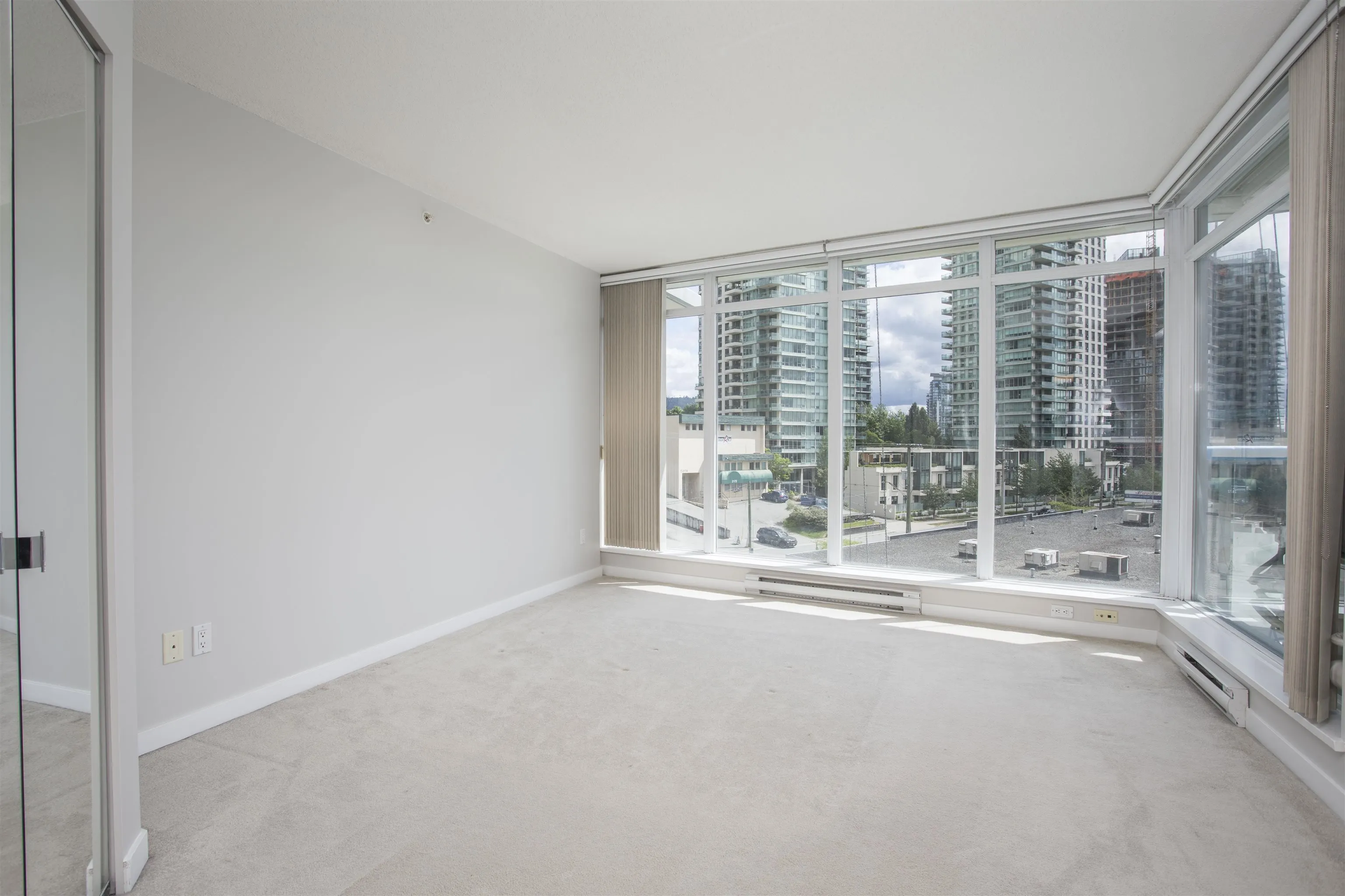 2133 Douglas Road #507