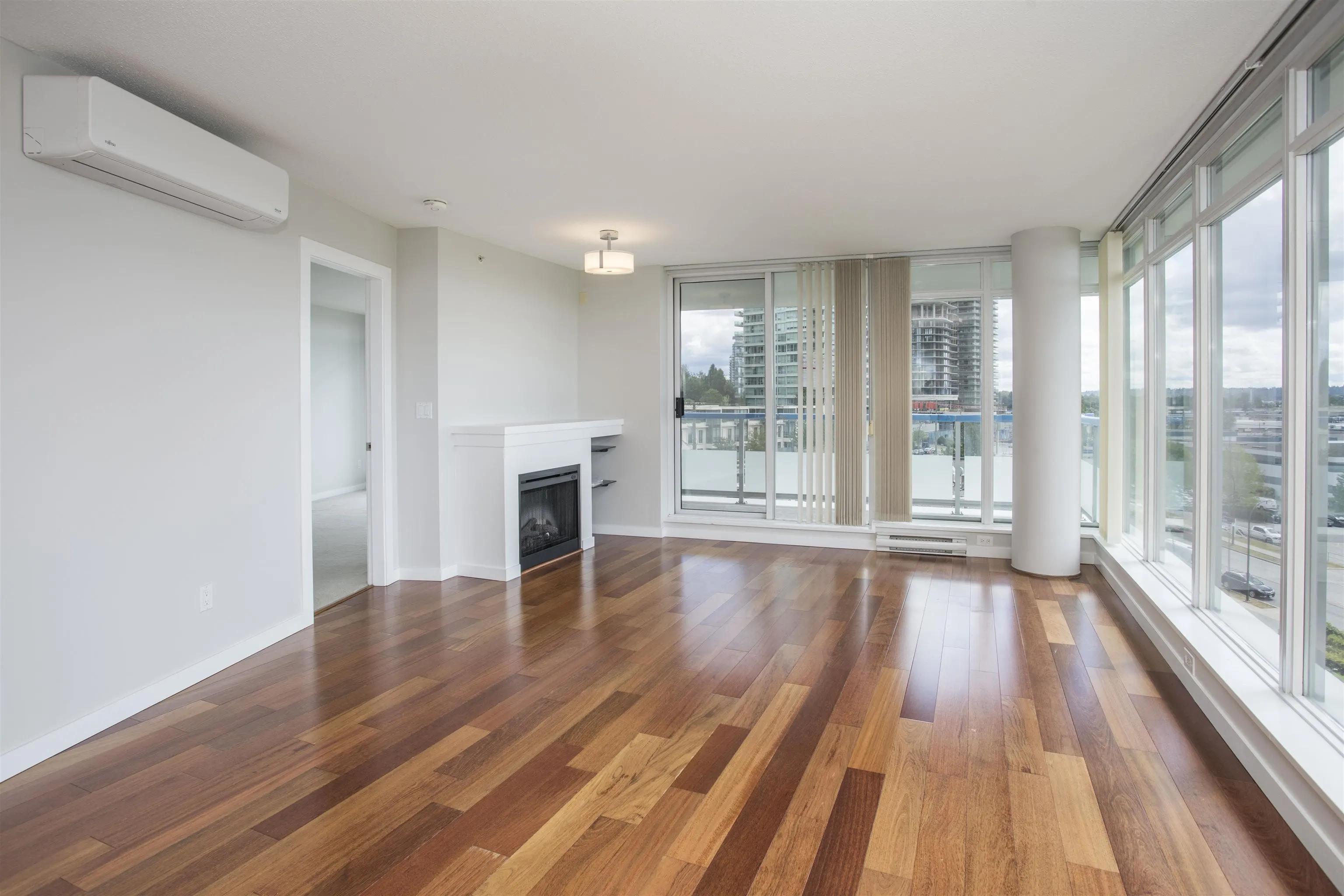 2133 Douglas Road #507