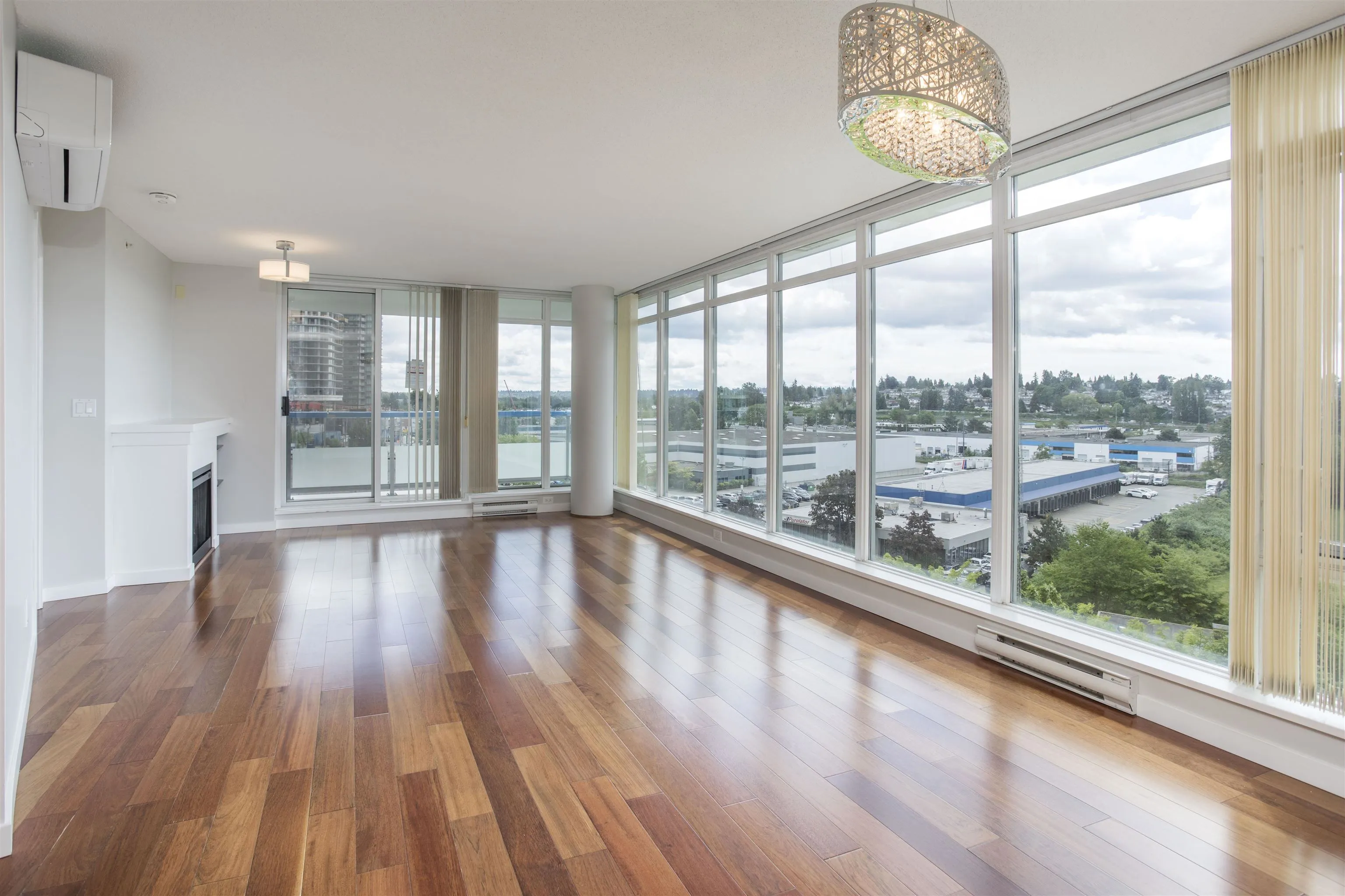 2133 Douglas Road #507