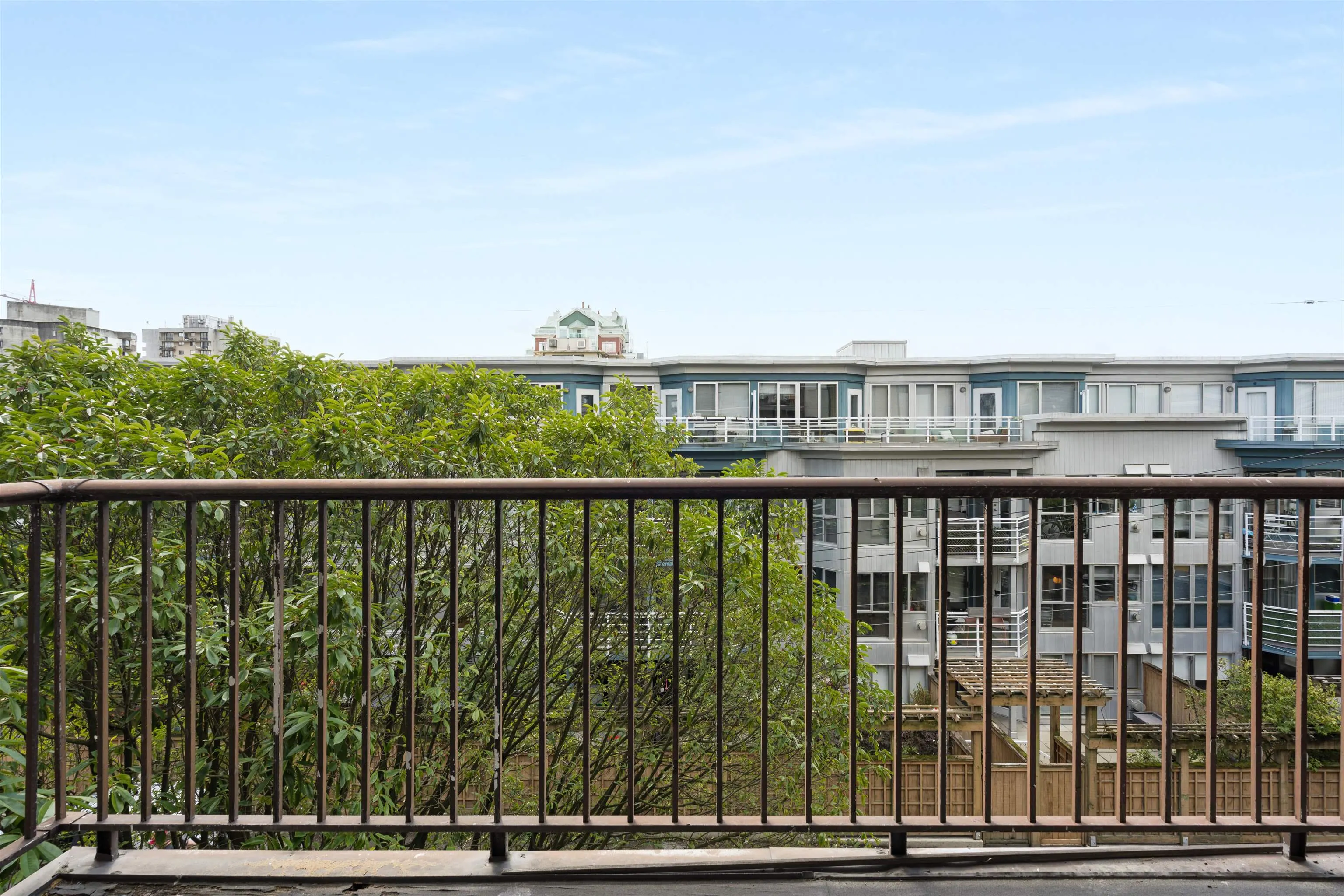 127 E 4th Street #204