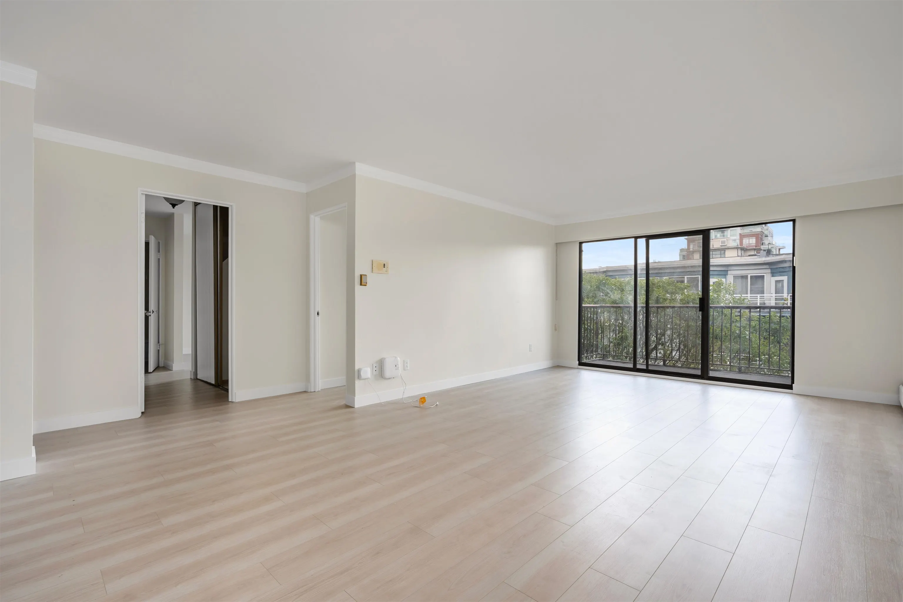 127 E 4th Street #204