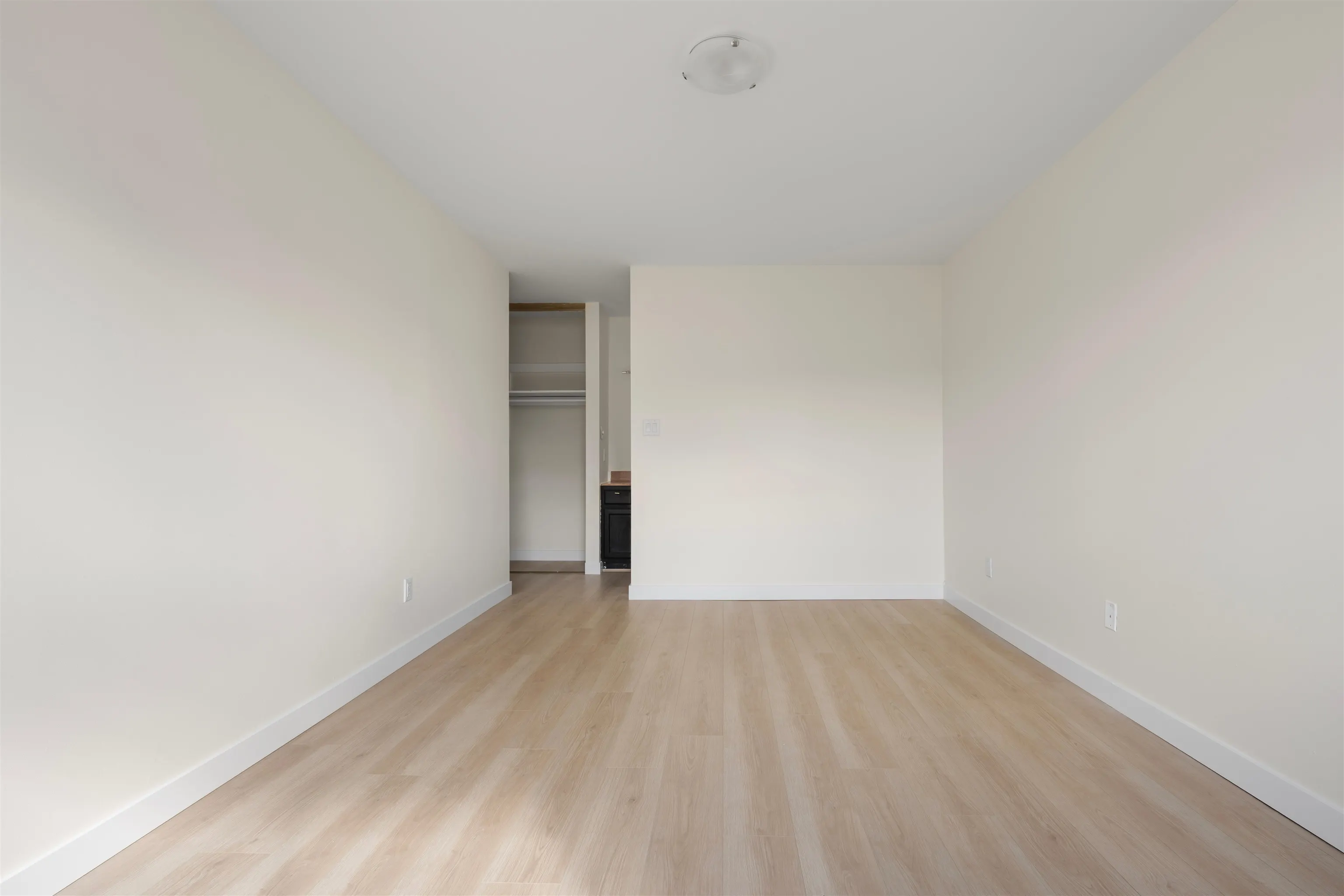 127 E 4th Street #204