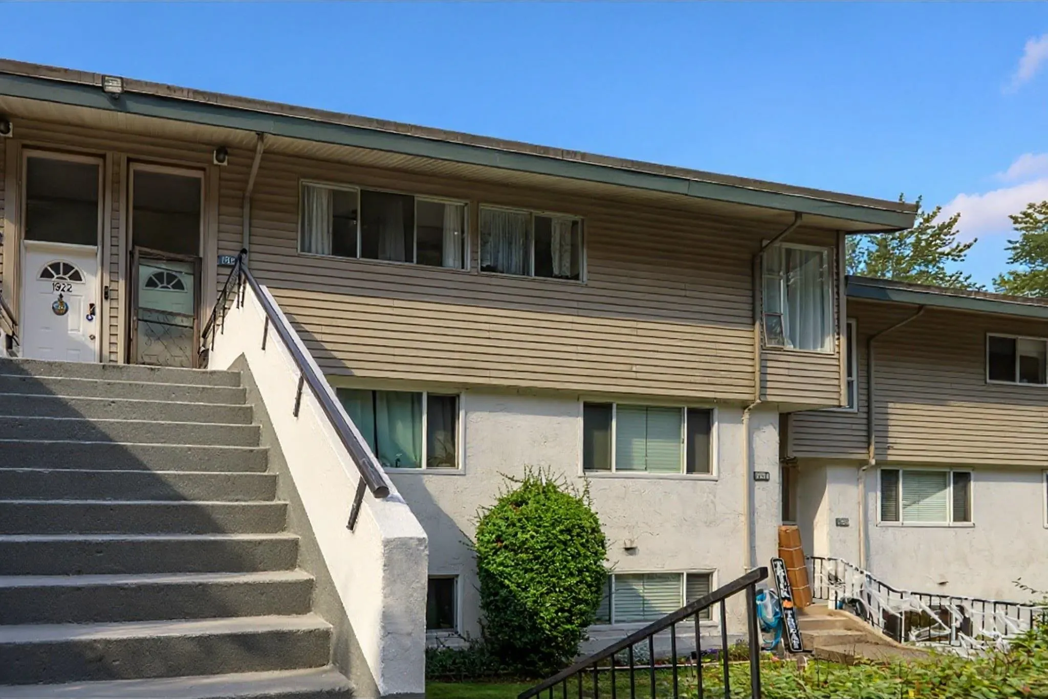 1924 Highview Place