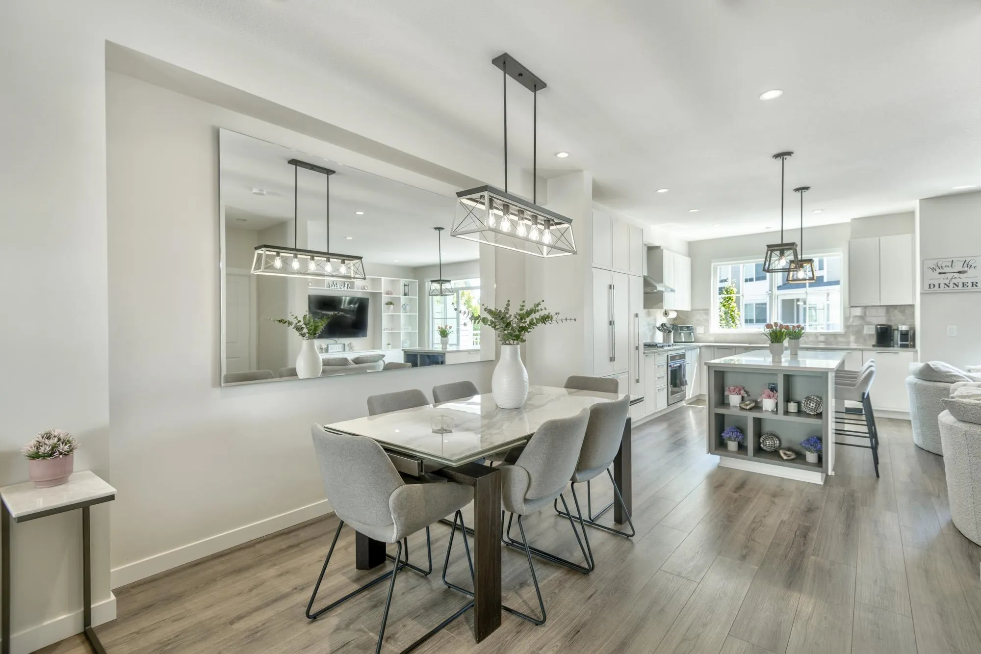 5311 Admiral Way #9