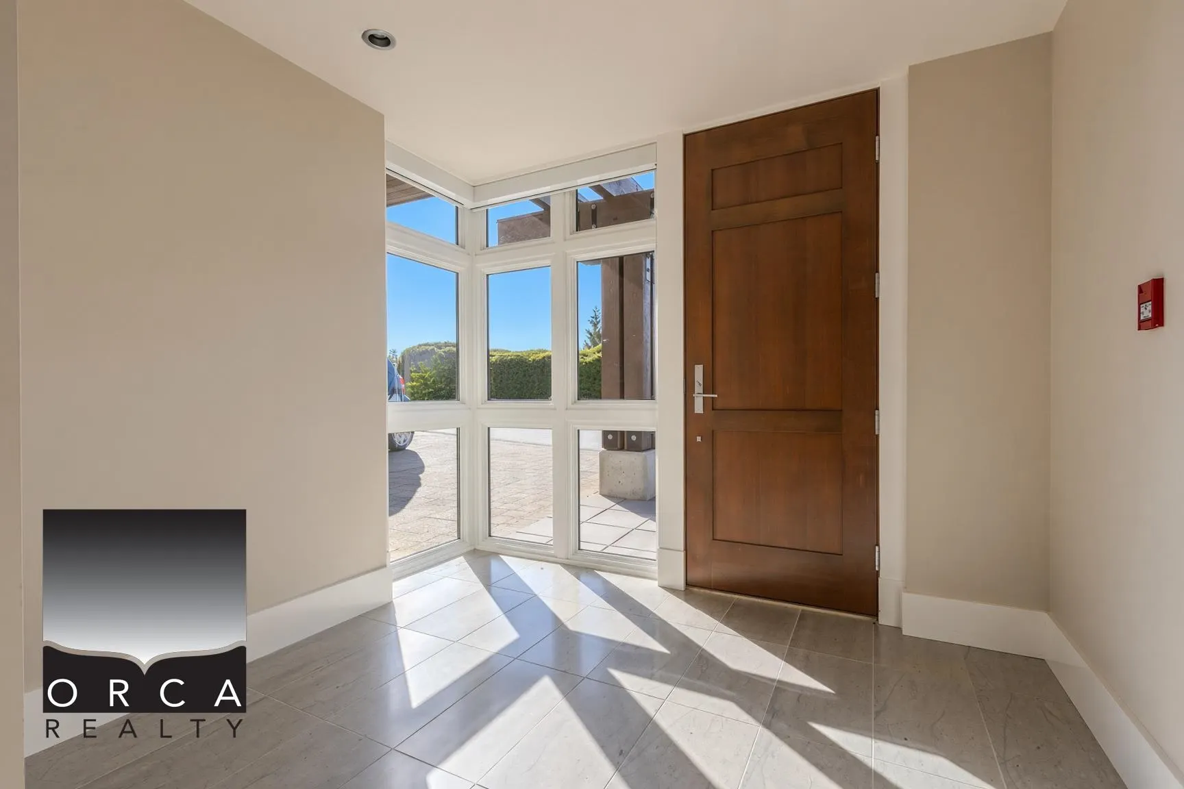 2551 Highgrove Mews