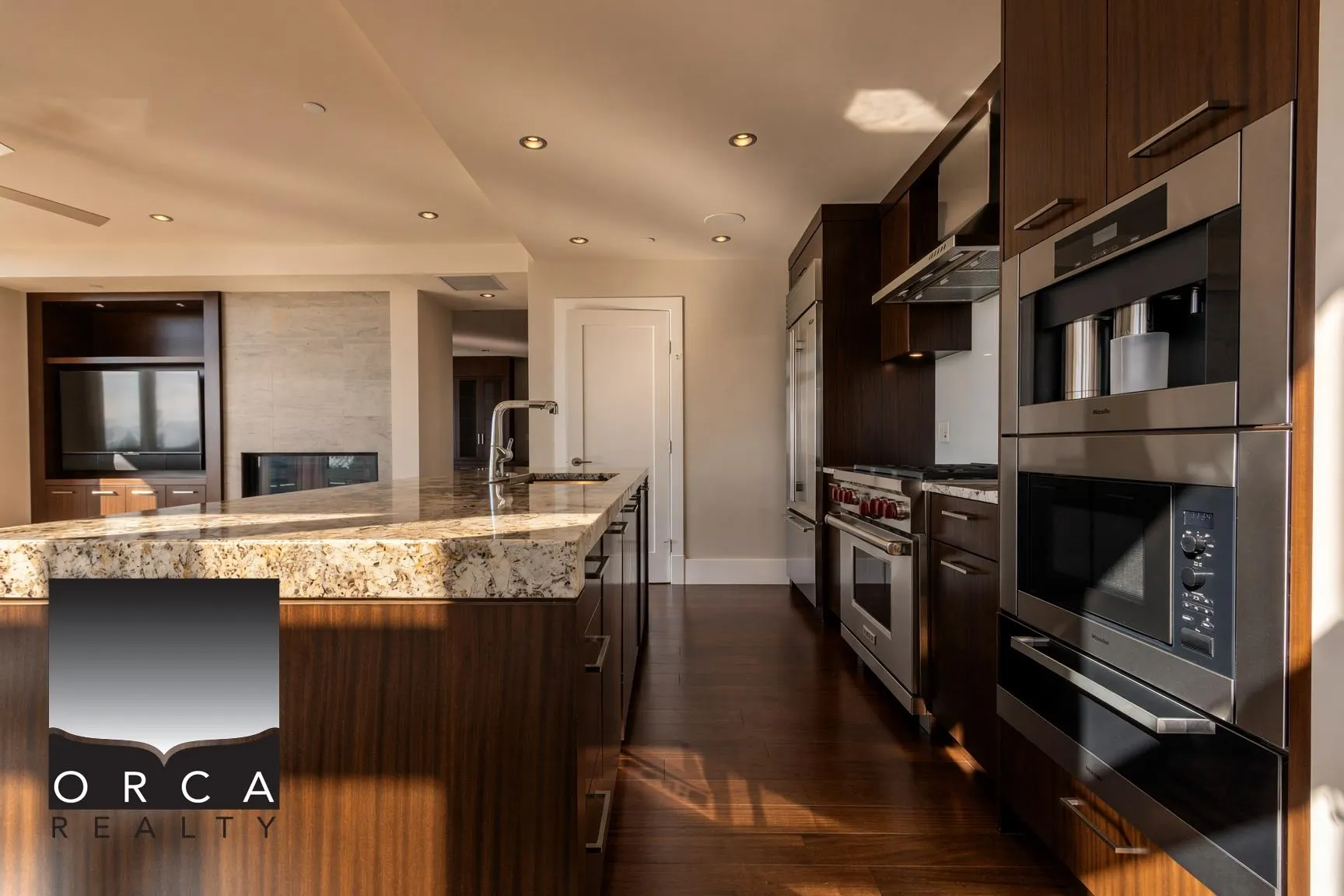 2551 Highgrove Mews