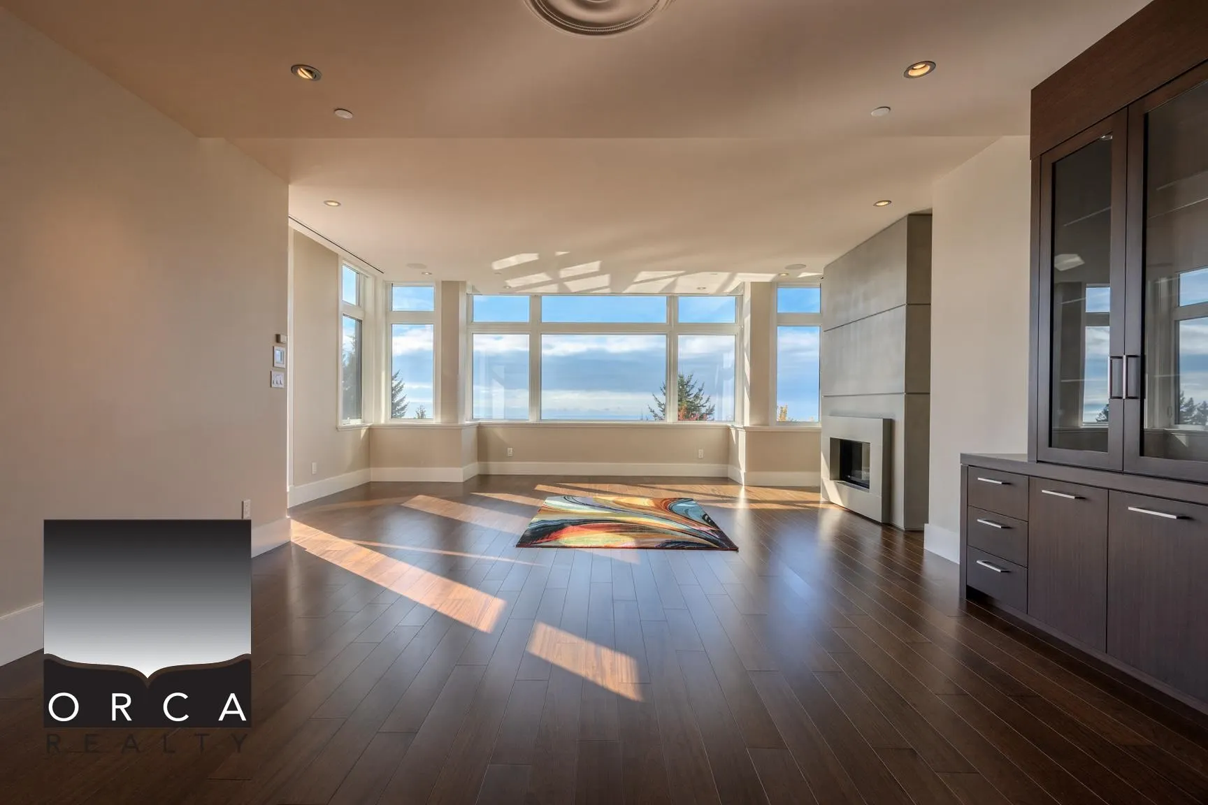 2551 Highgrove Mews