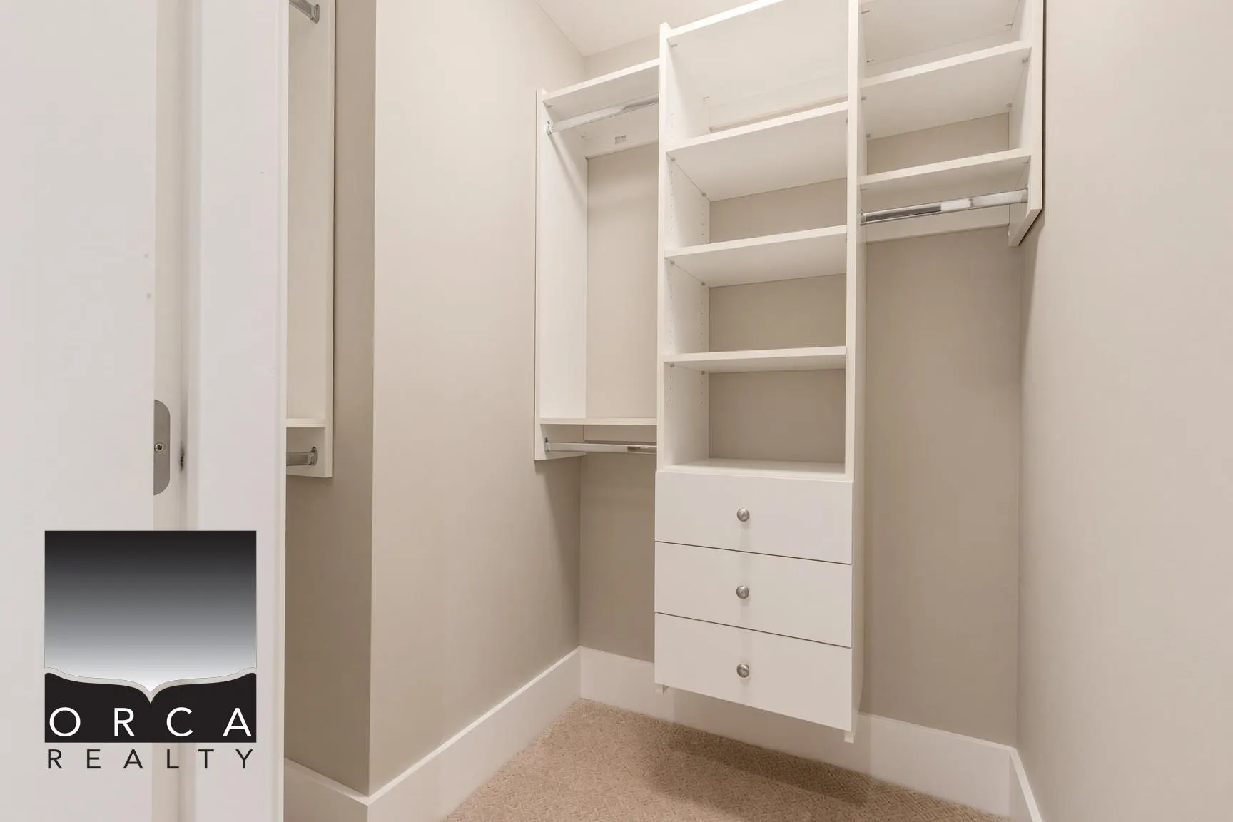 2551 Highgrove Mews