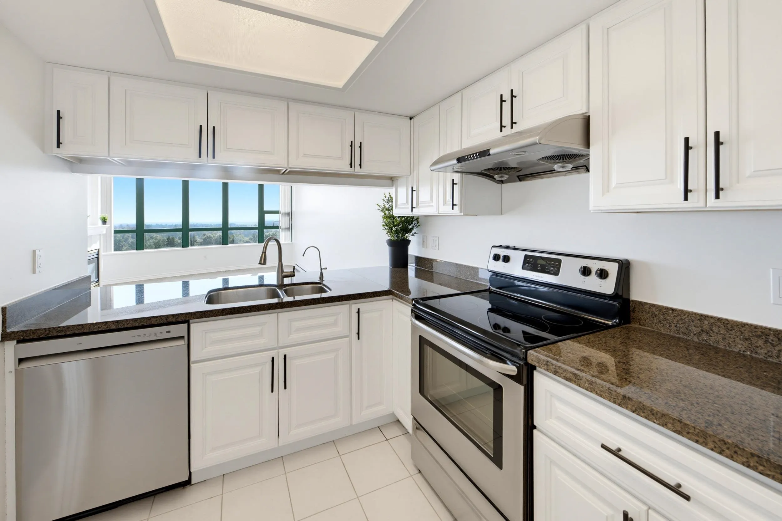 1190 Pipeline Road #1802