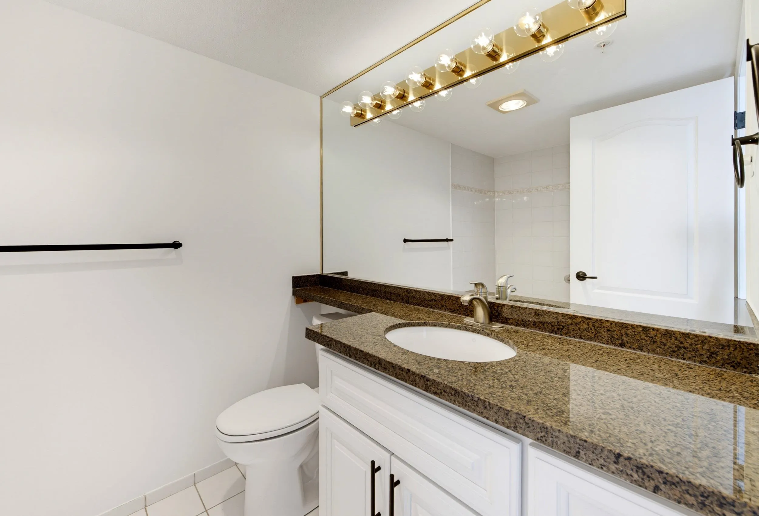 1190 Pipeline Road #1802