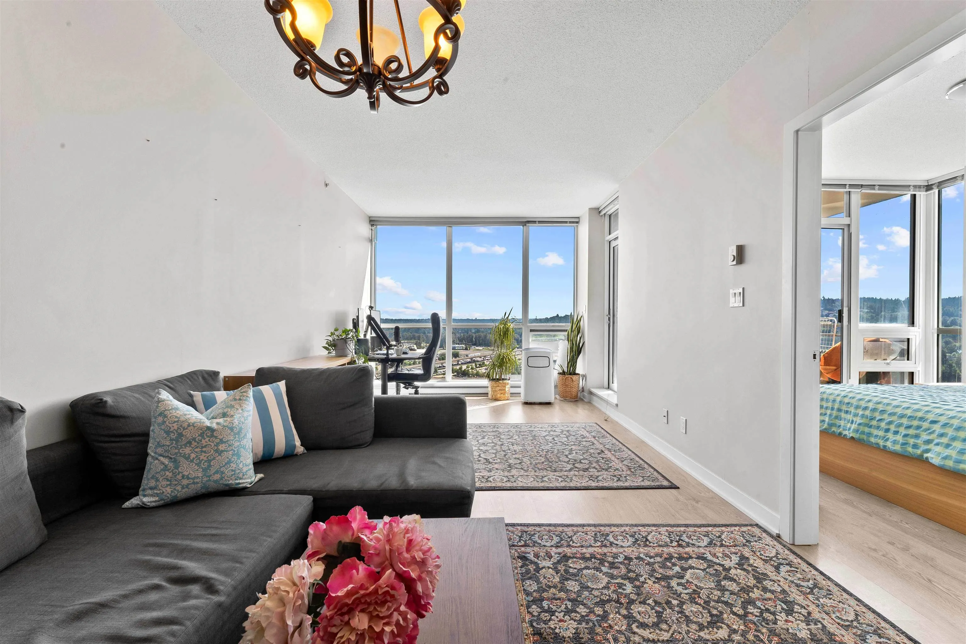 2975 Atlantic Avenue #2506