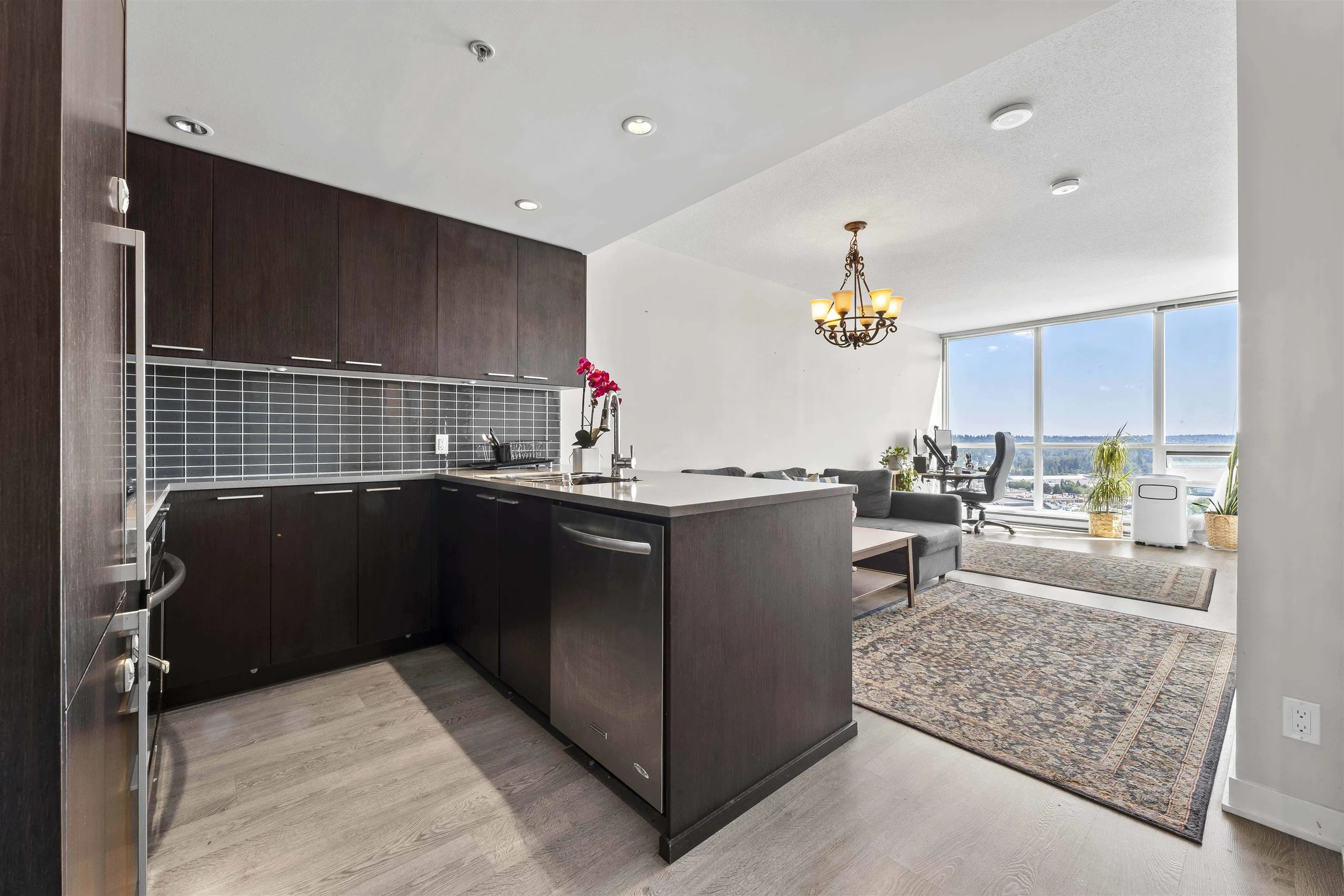 2975 Atlantic Avenue #2506