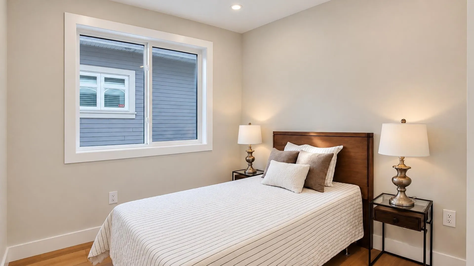 746 E 12th Avenue #2