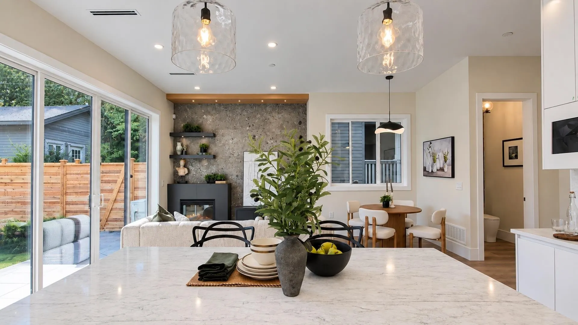746 E 12th Avenue #2