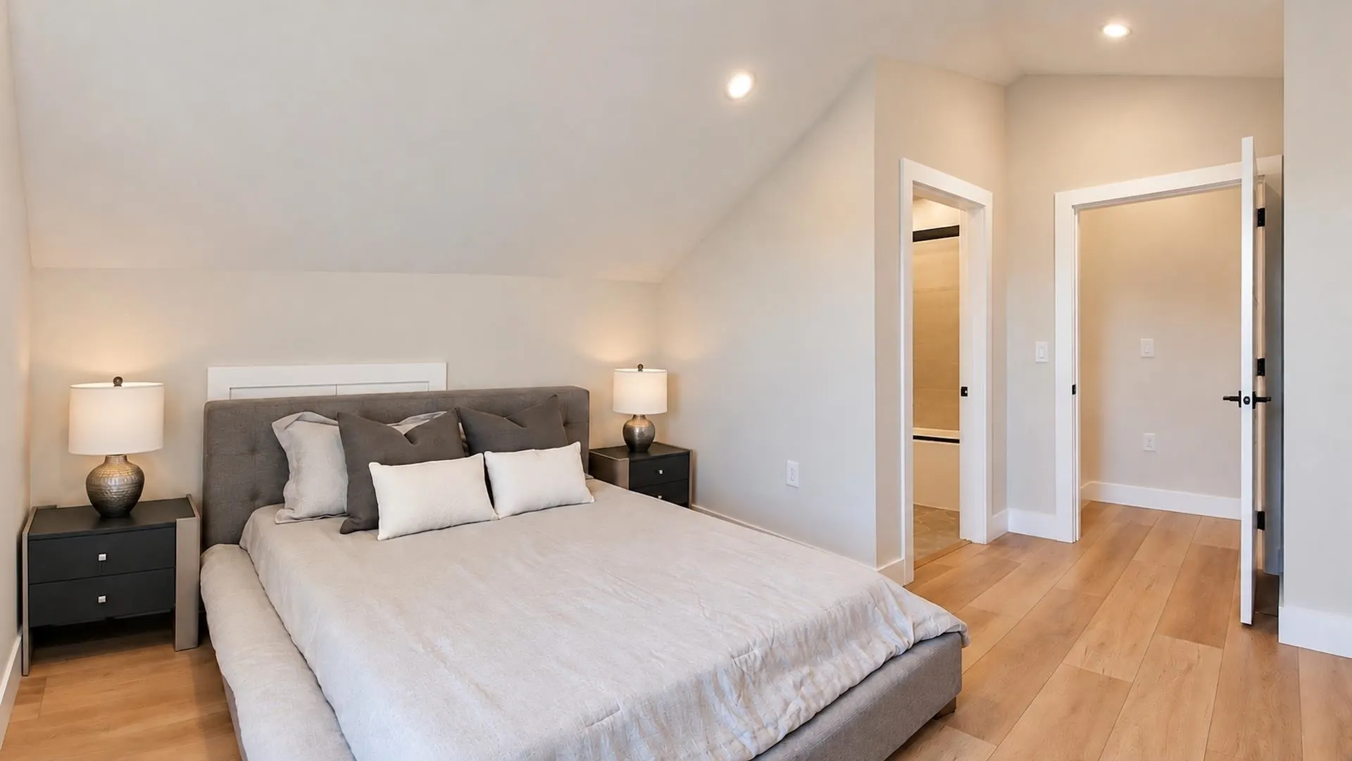 746 E 12th Avenue #2