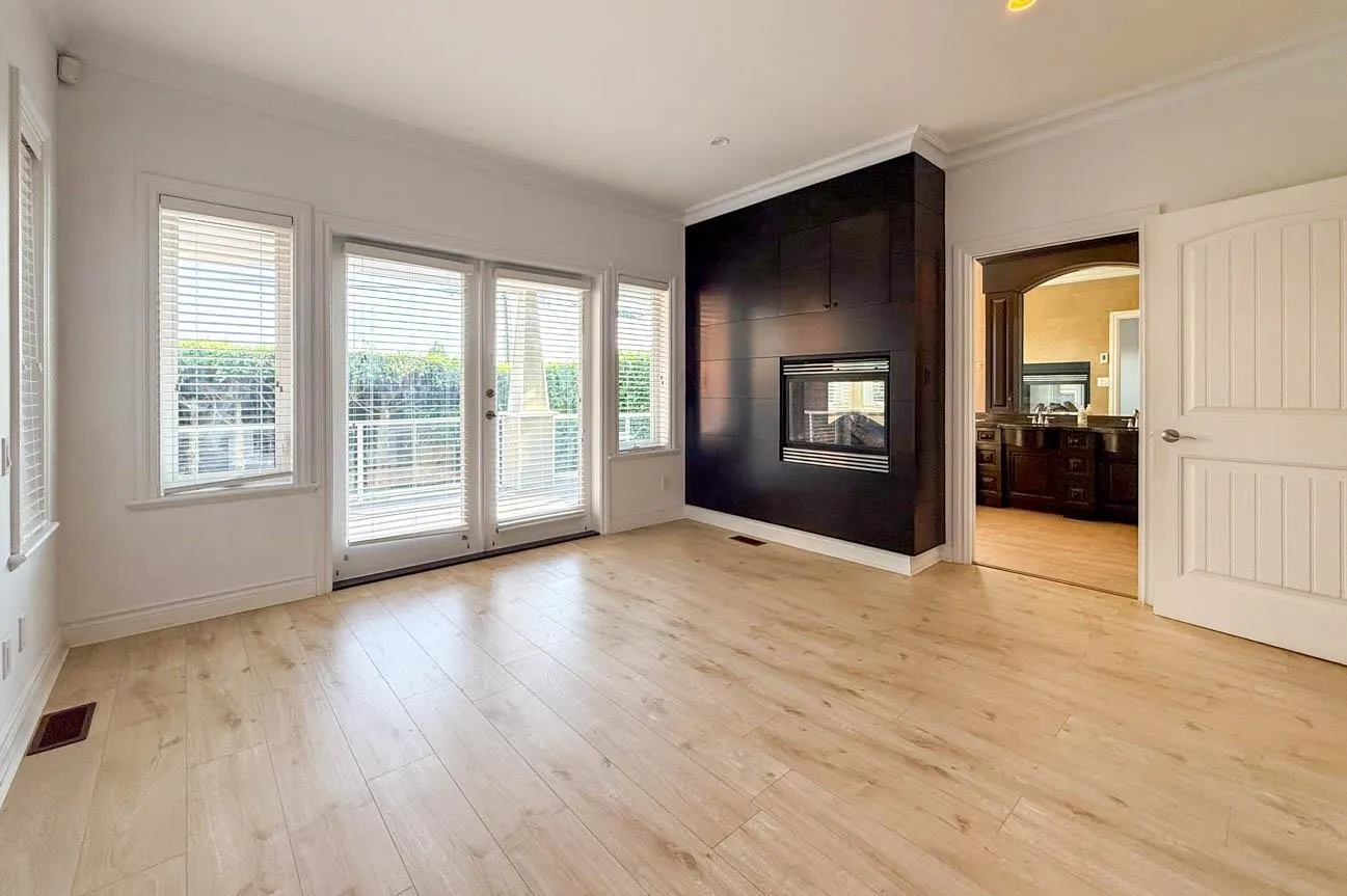 2307 Marine Drive