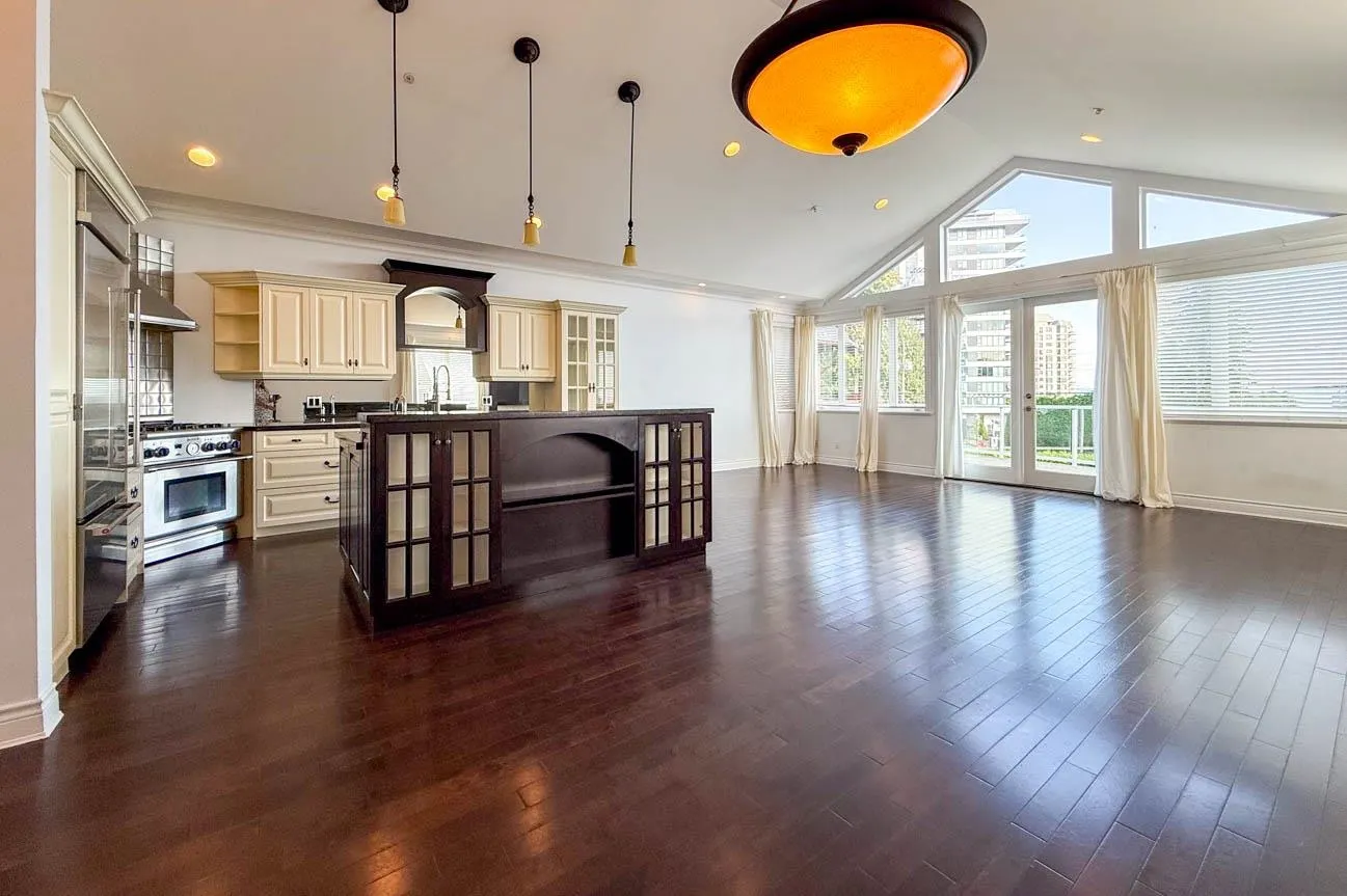 2307 Marine Drive