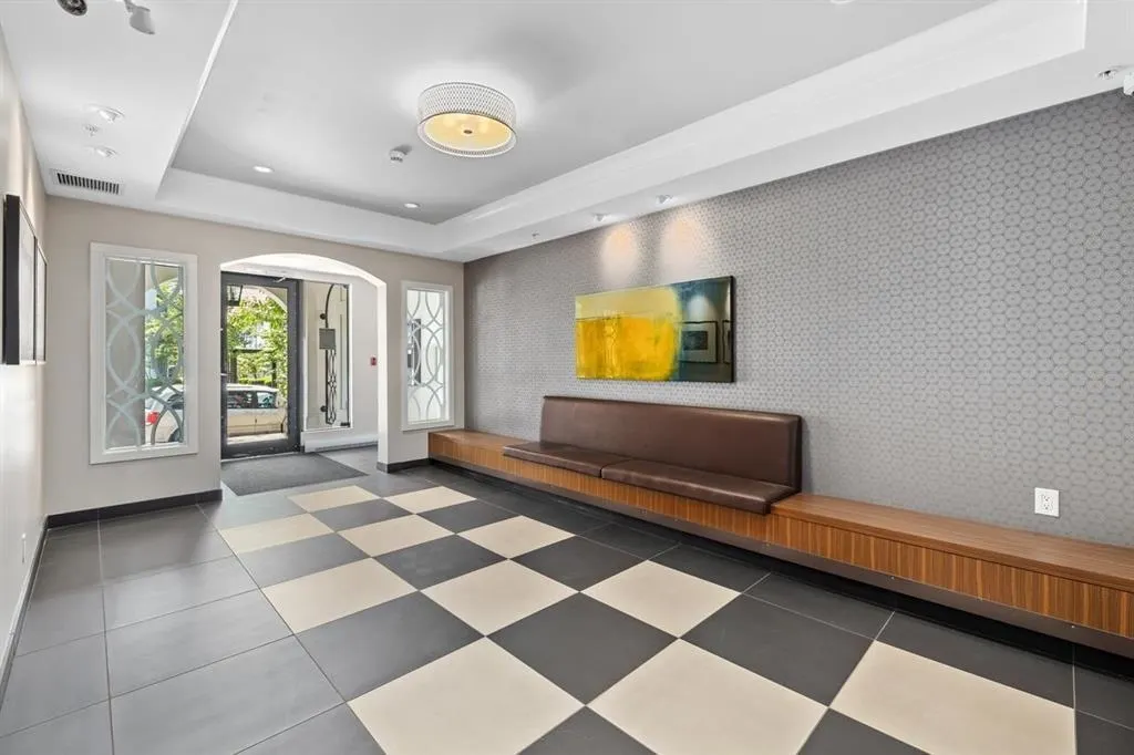 553 Foster Avenue #303