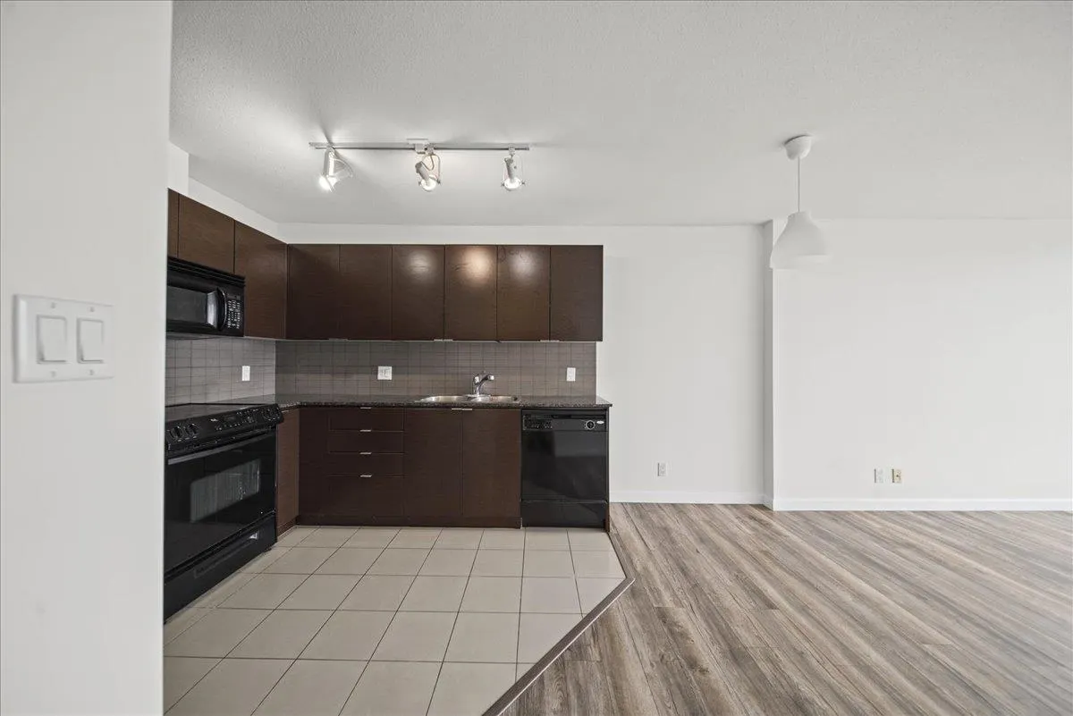 13618 100 Avenue #2701