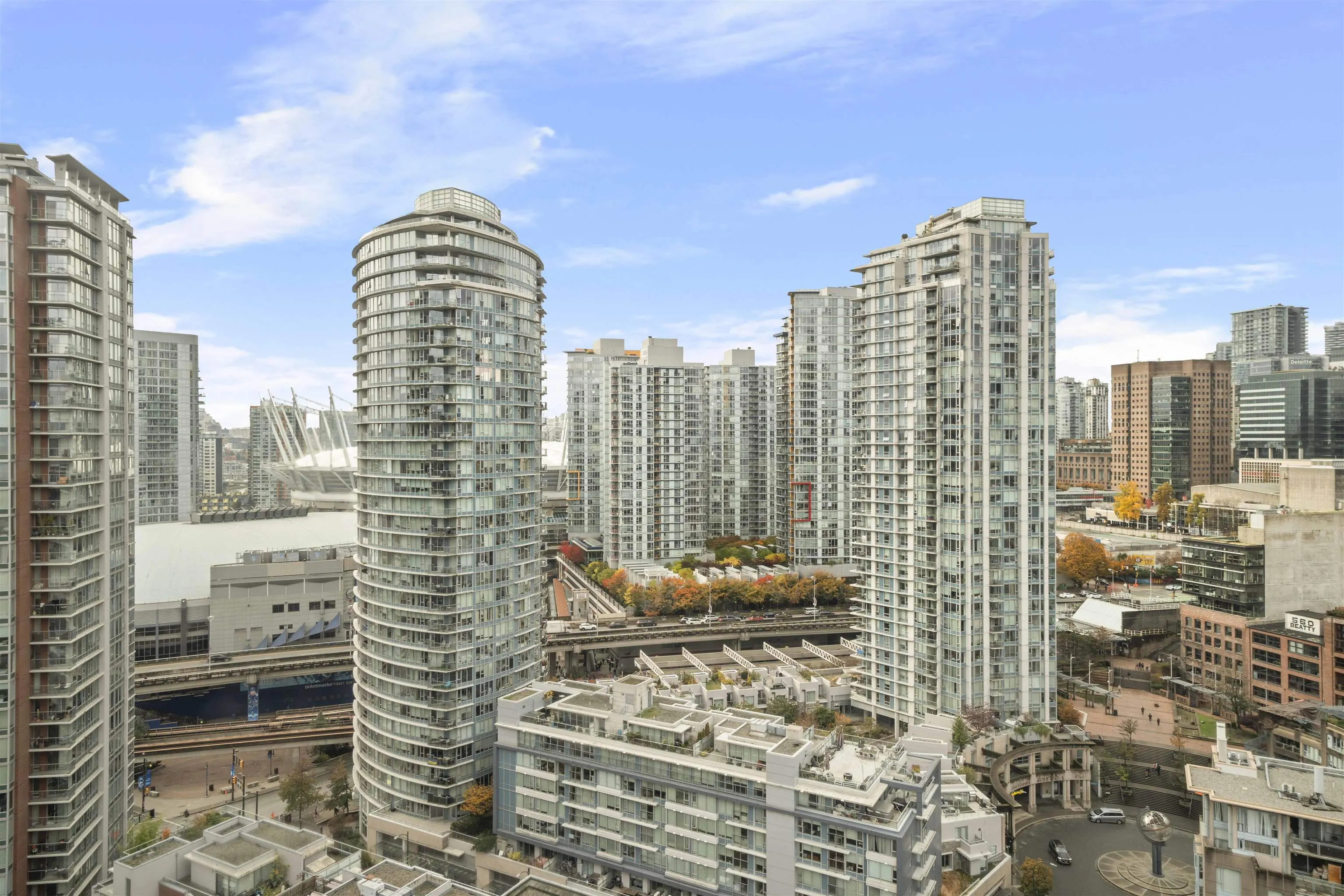 63 Keefer Place #2501
