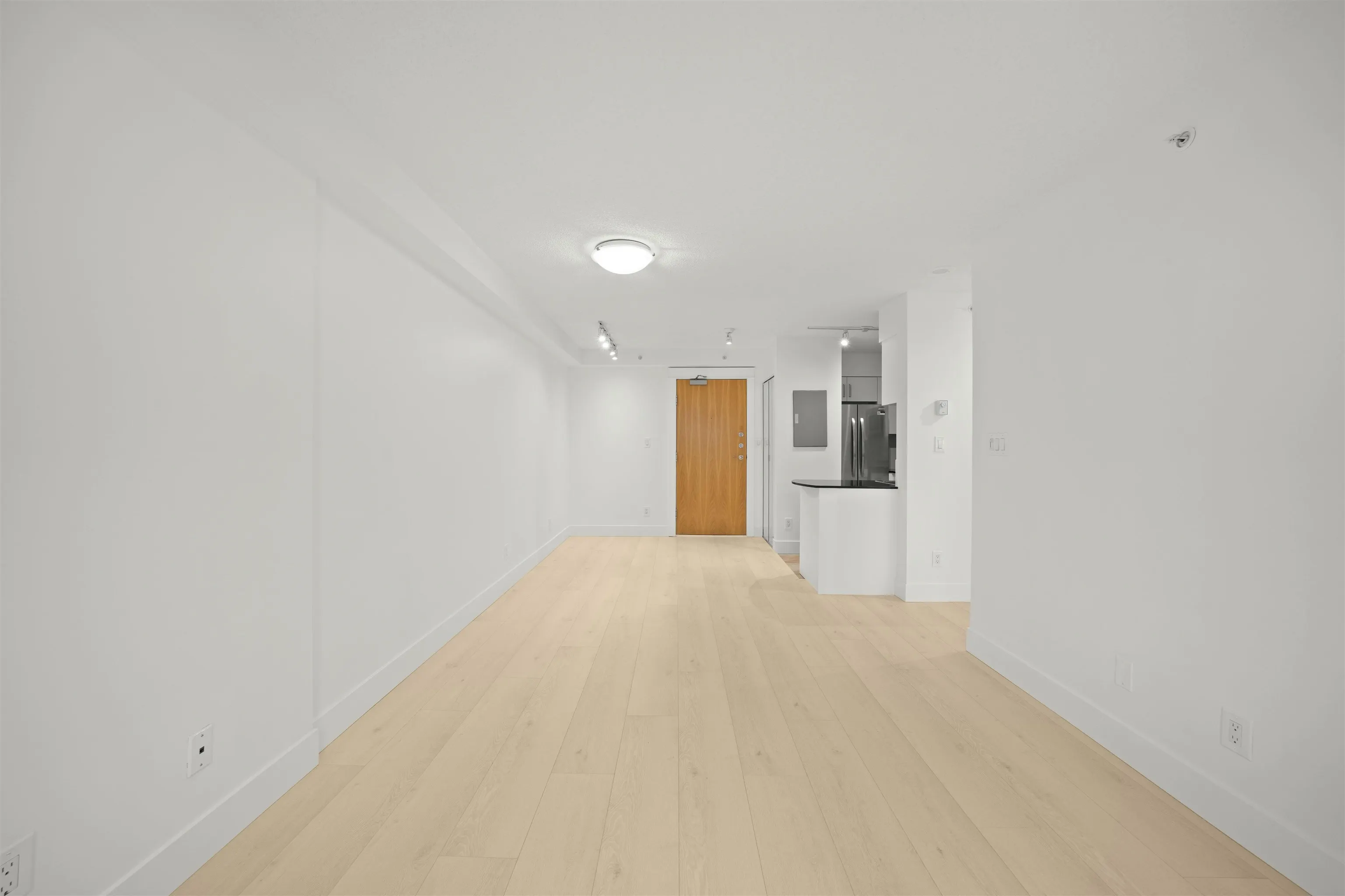 63 Keefer Place #2501