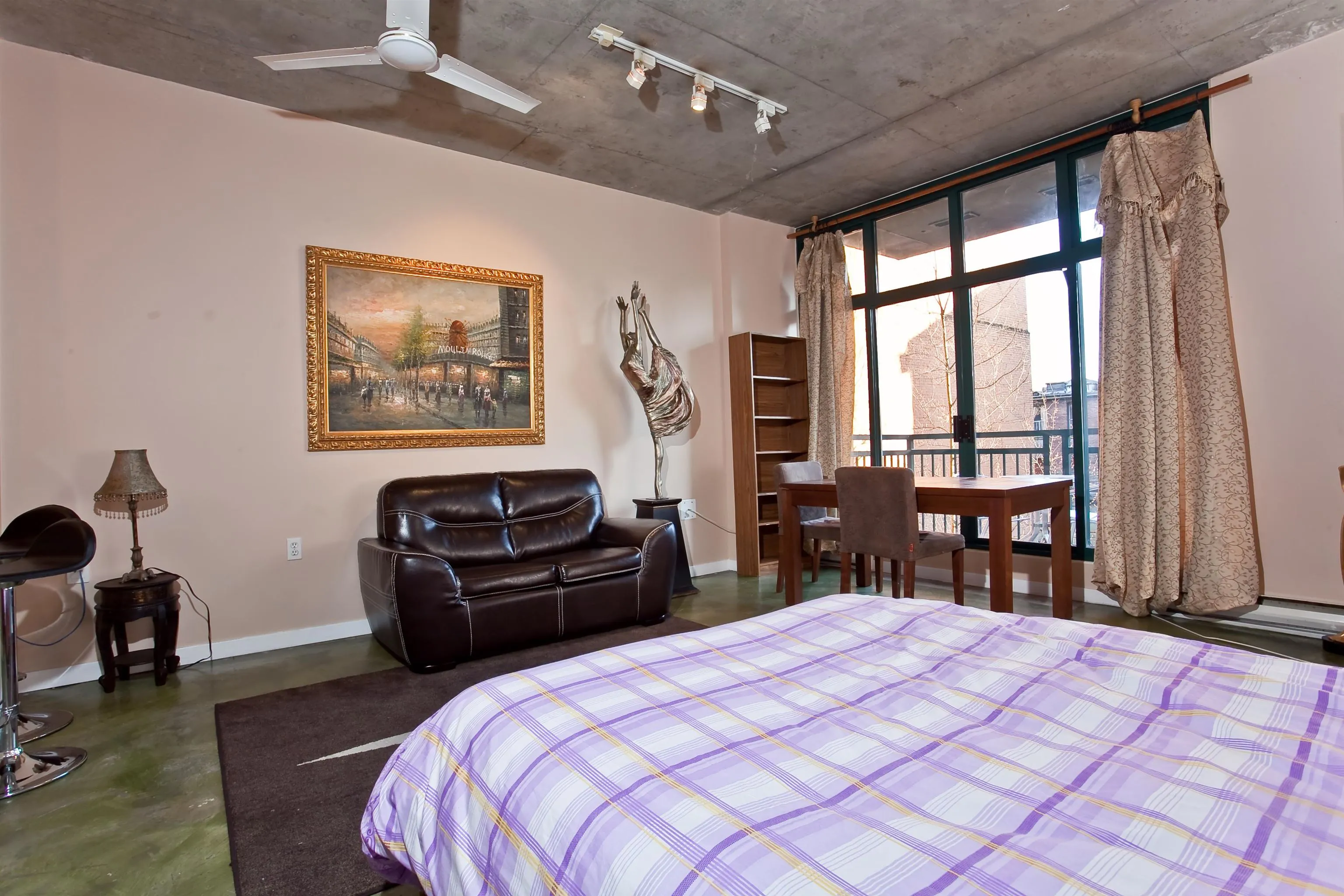 22 E Cordova Street #313