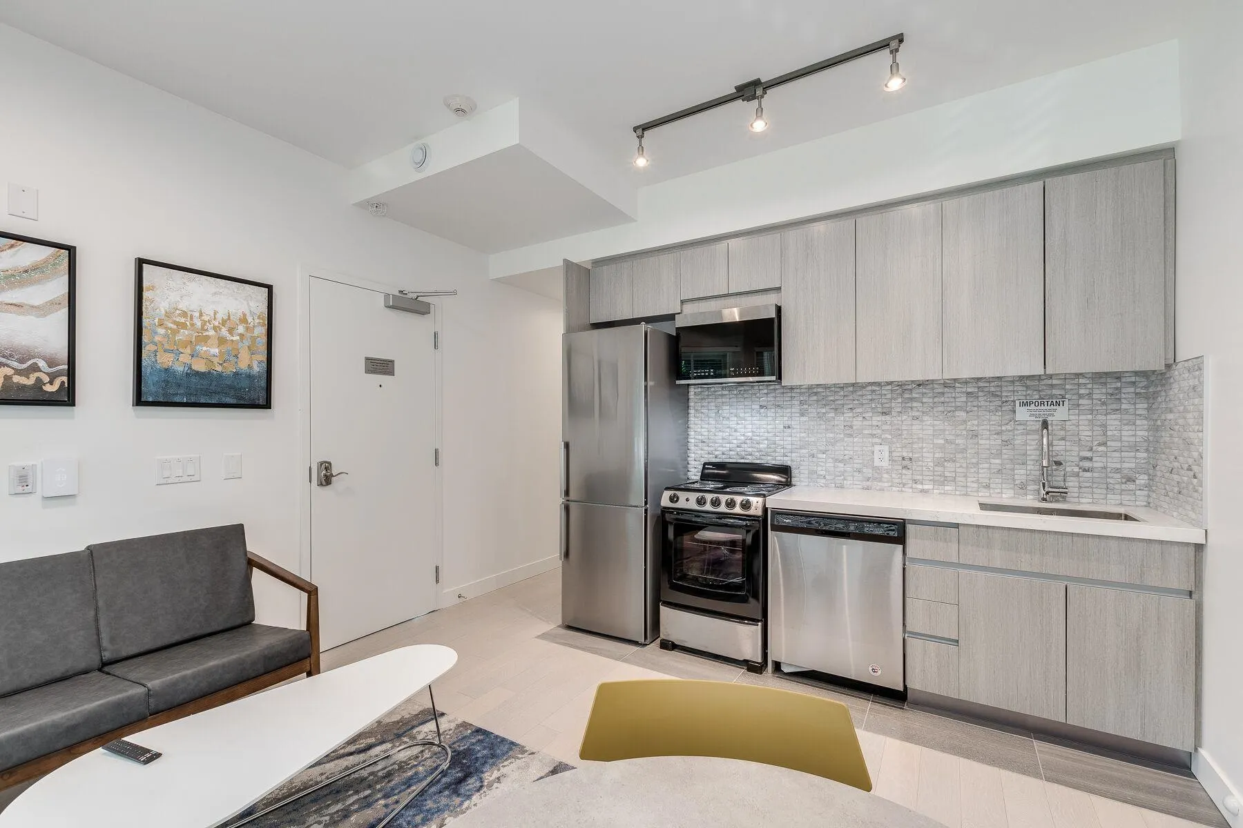 1431 Haro Street #101