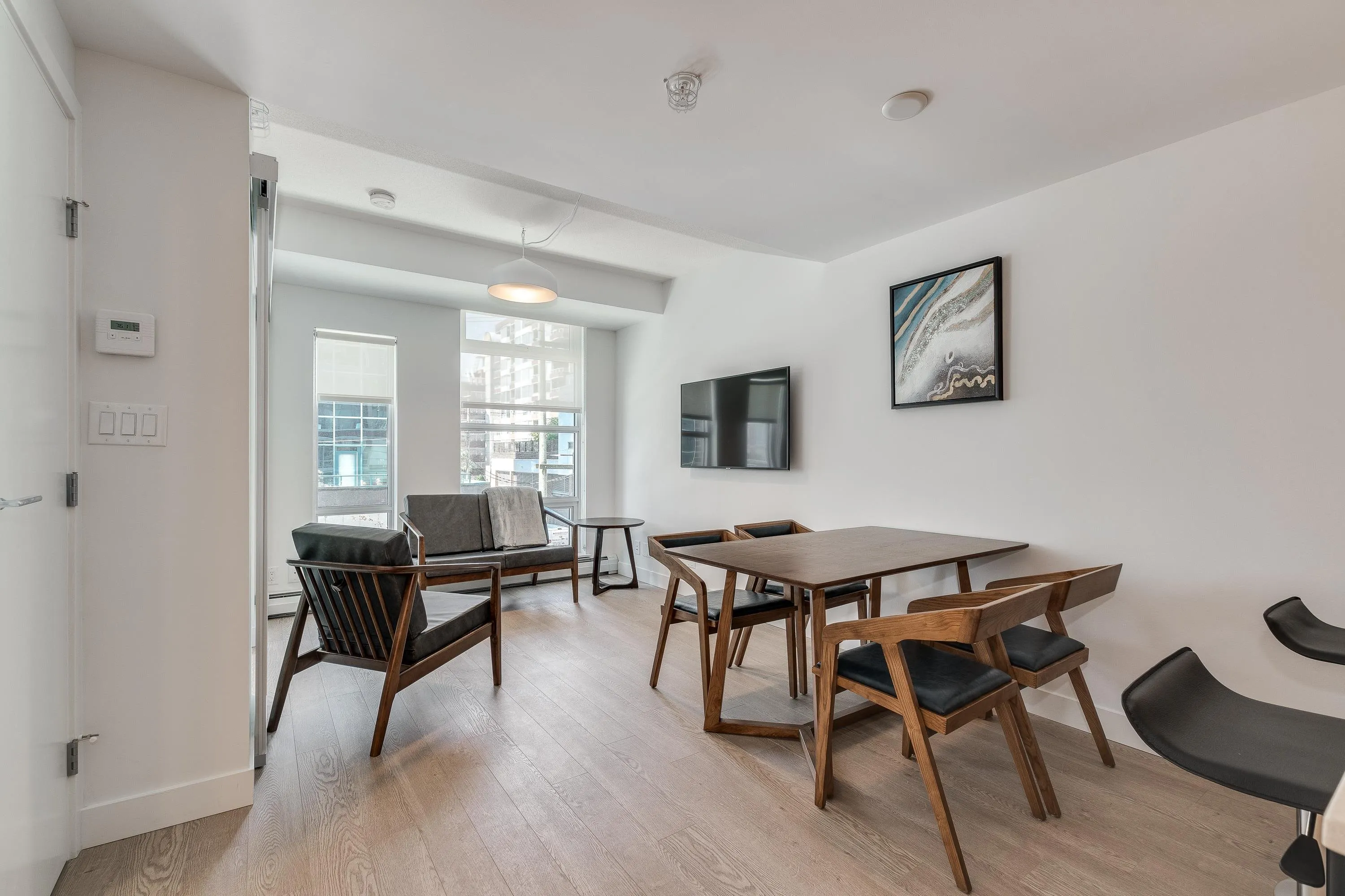 1283 Howe Street #412