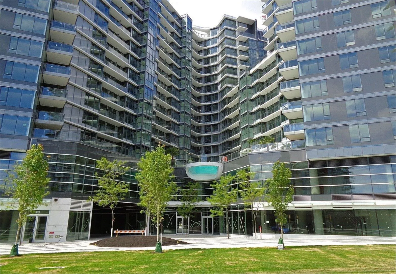 68 Smithe Street #517