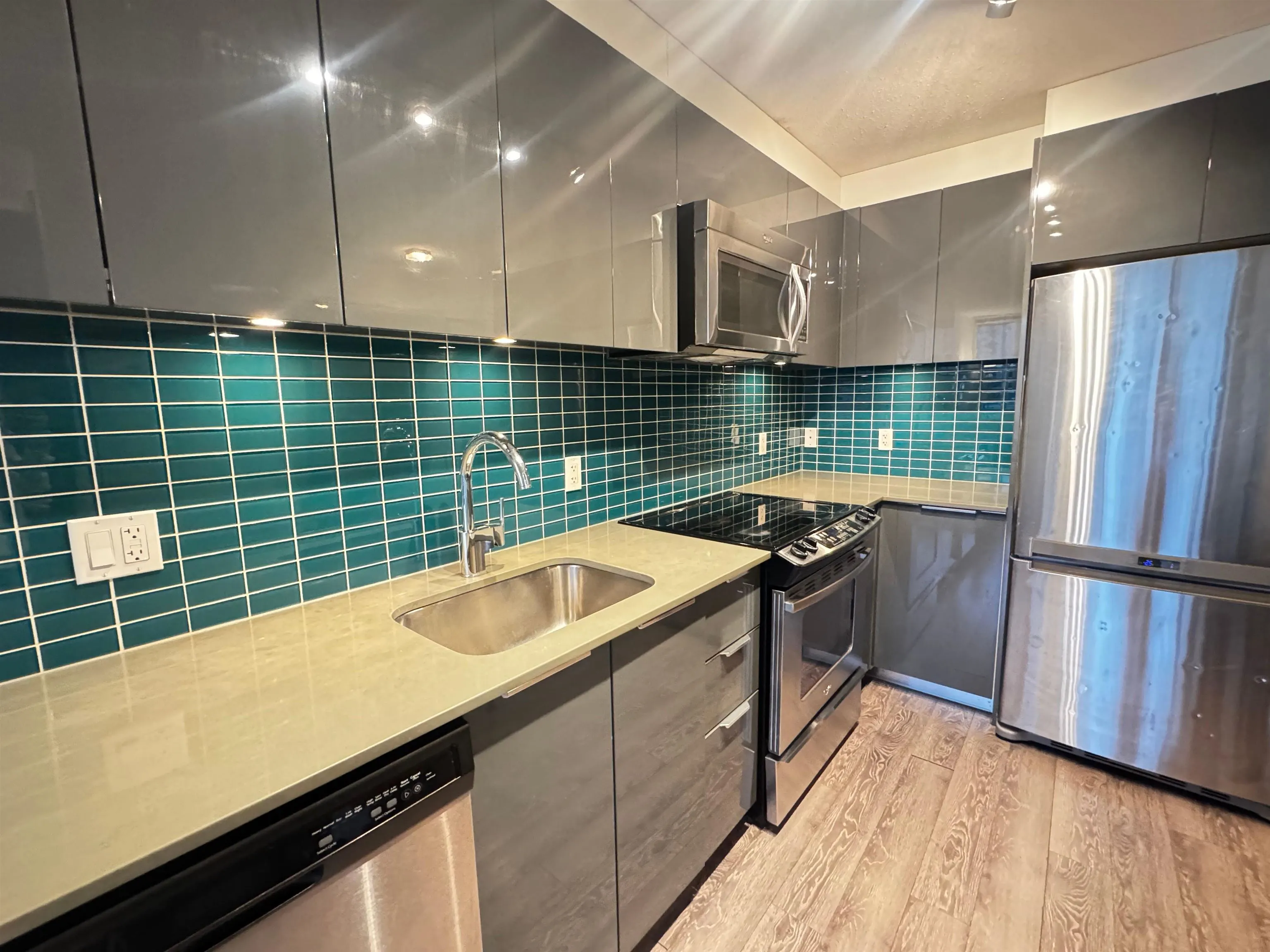 1325 Rolston Street #605