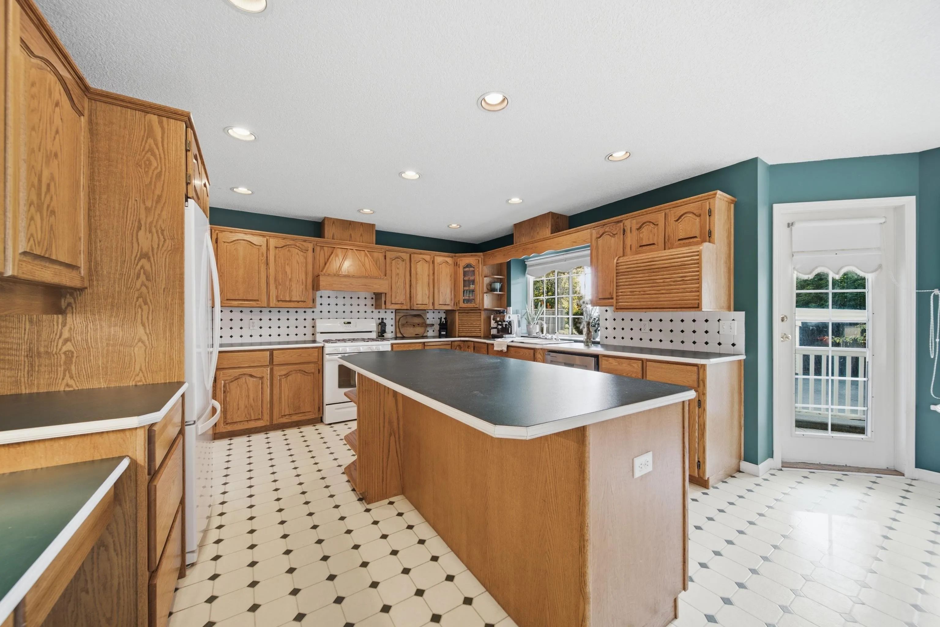 12131 Gilbert Road