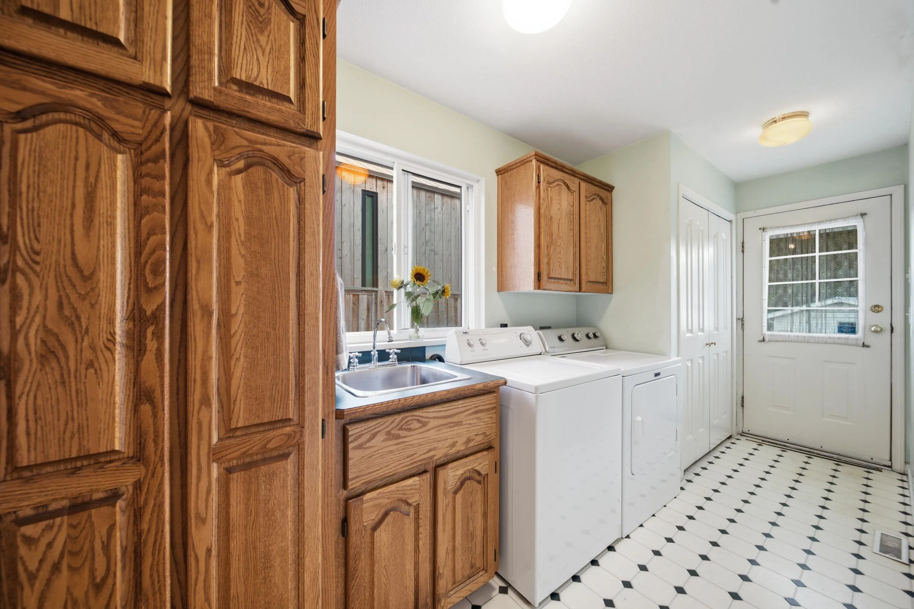 12131 Gilbert Road