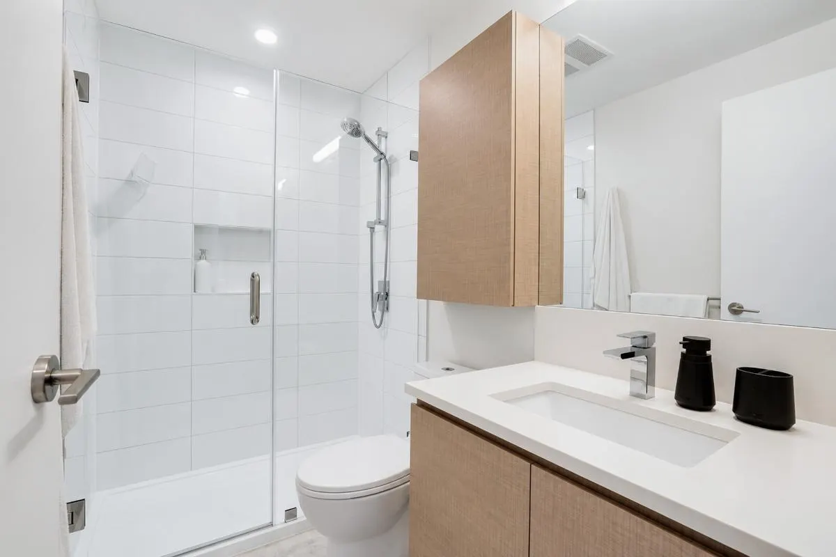 4168 Lougheed Highway #705