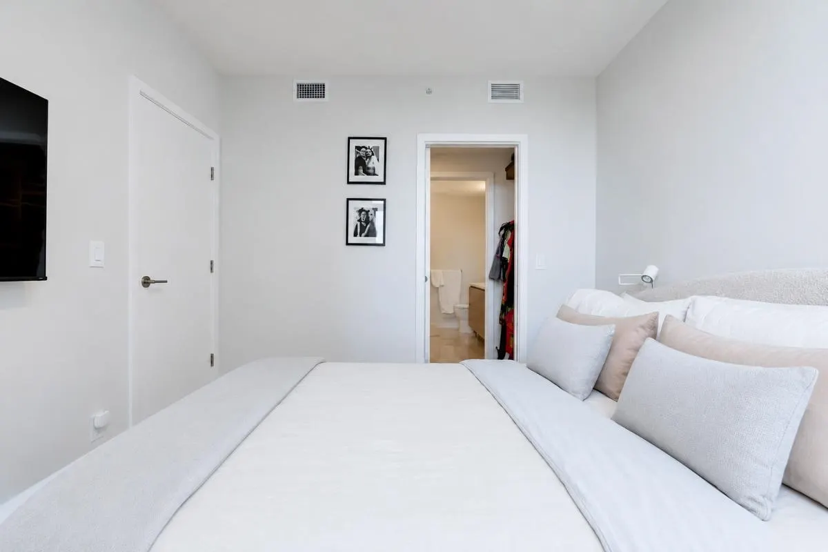 4168 Lougheed Highway #705
