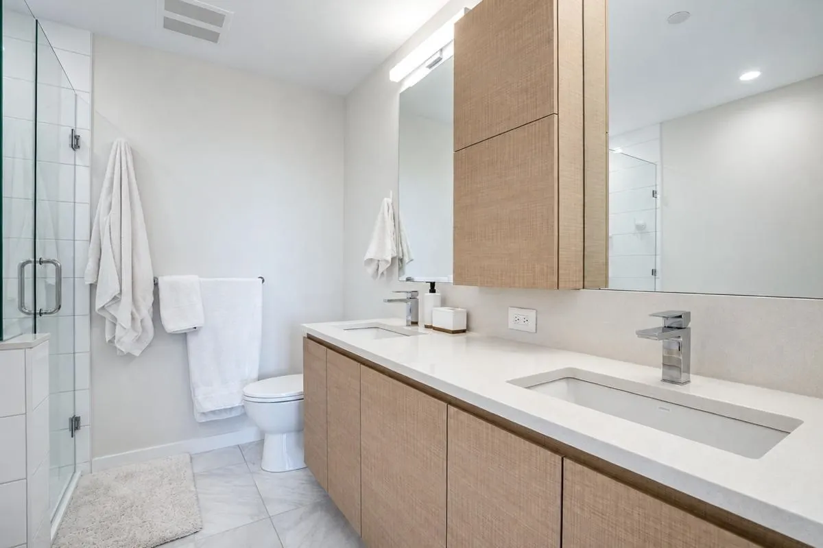 4168 Lougheed Highway #705