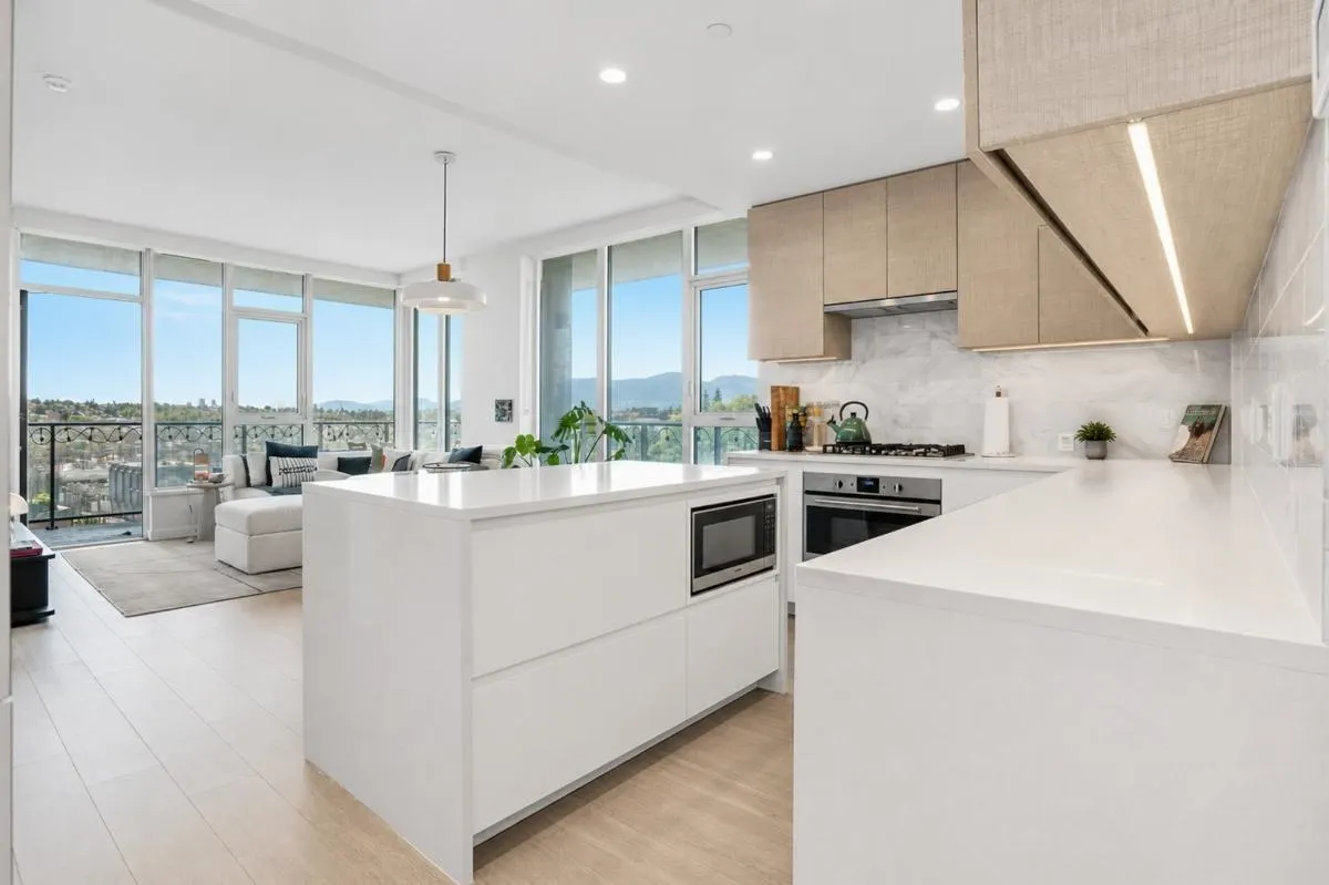 4168 Lougheed Highway #705