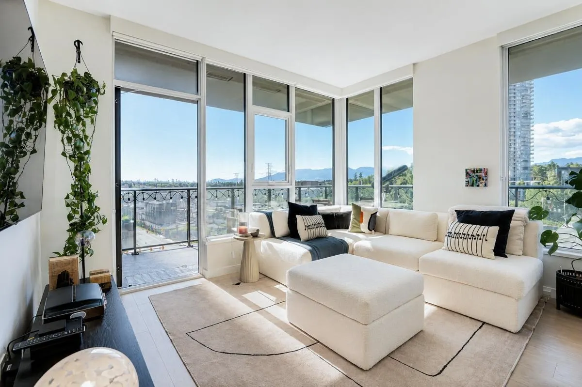 4168 Lougheed Highway #705