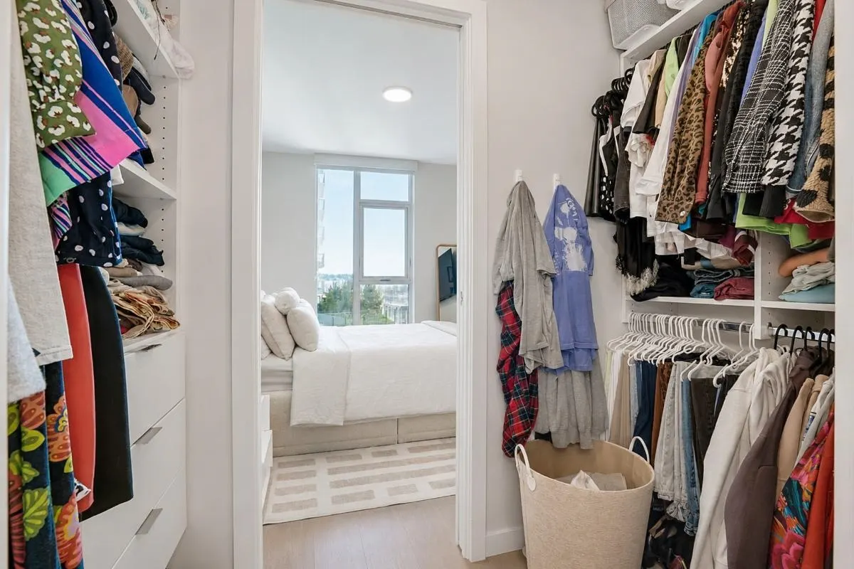 4168 Lougheed Highway #705