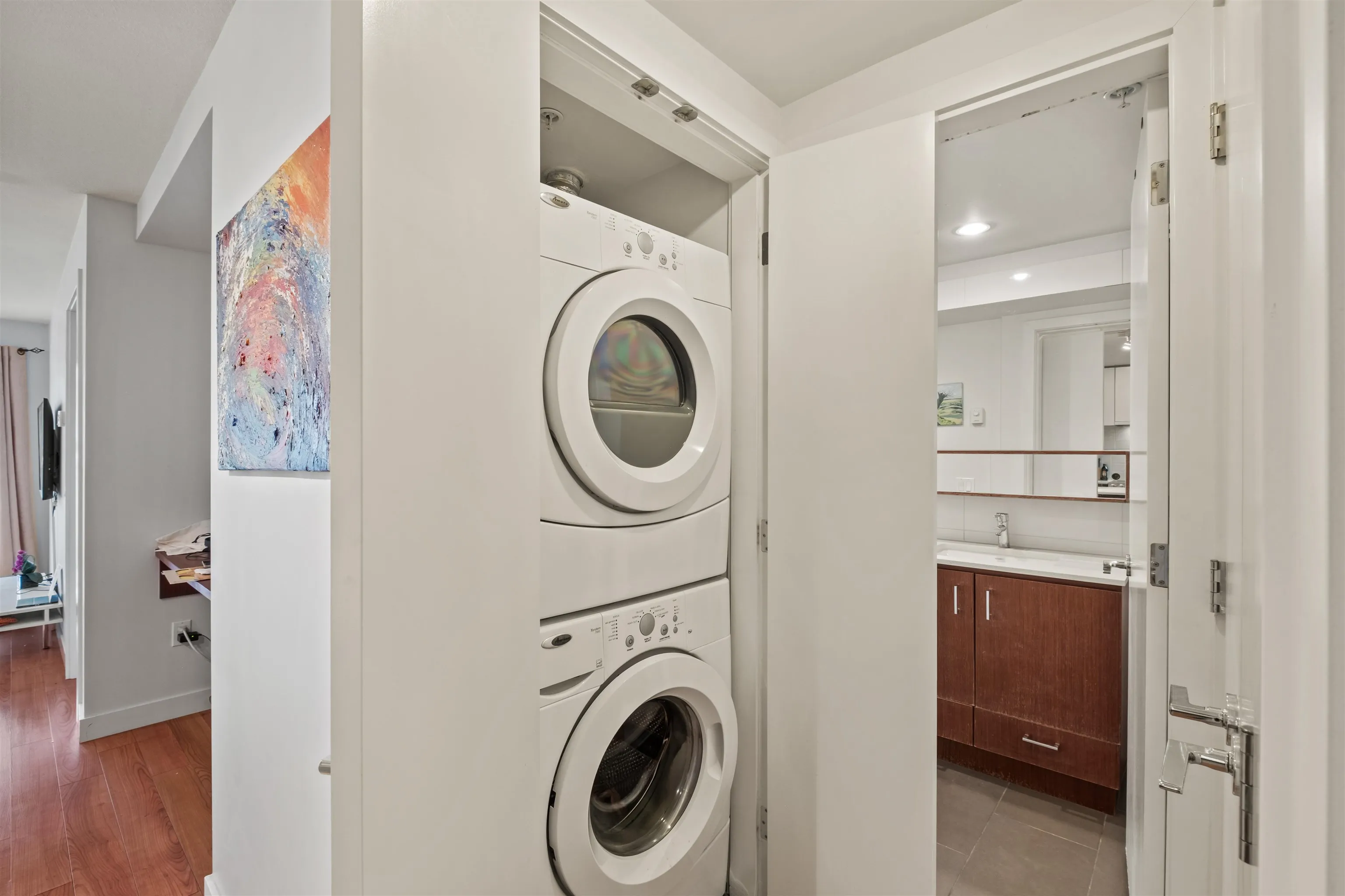 221 E 3rd Street #414