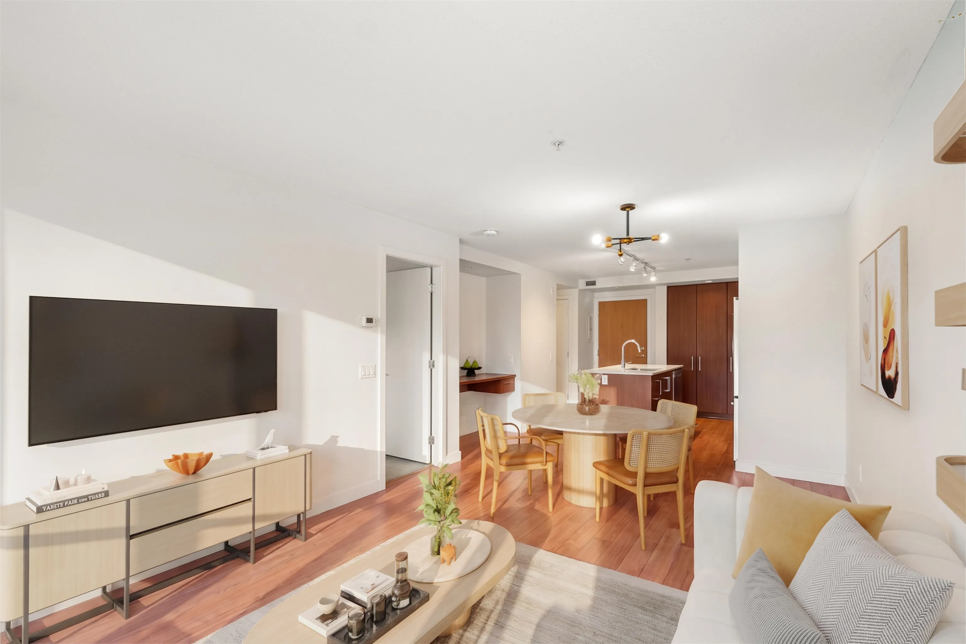 221 E 3rd Street #414