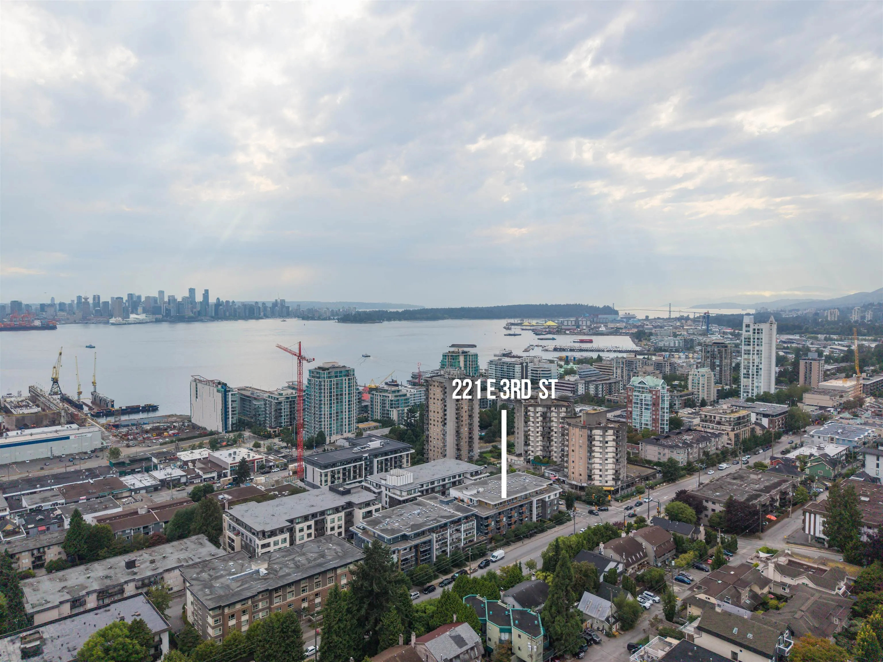 221 E 3rd Street #414
