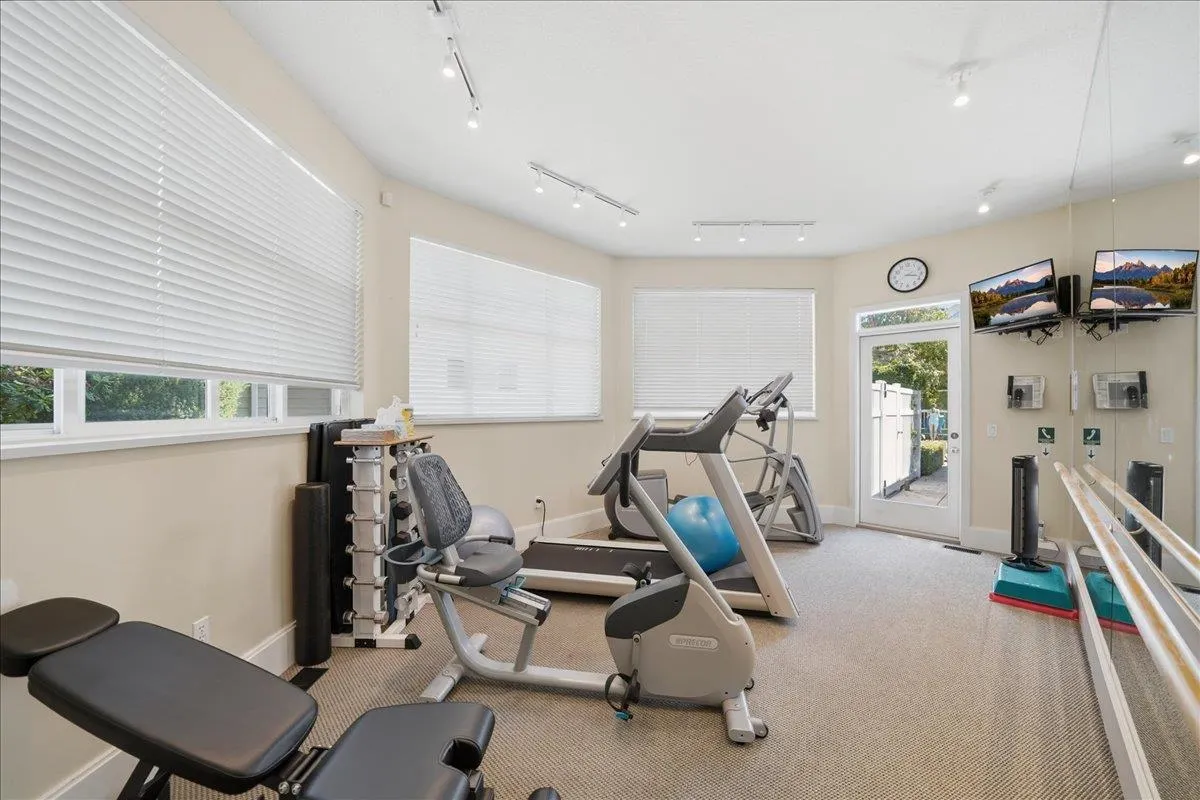 5900 Ferry Road #106