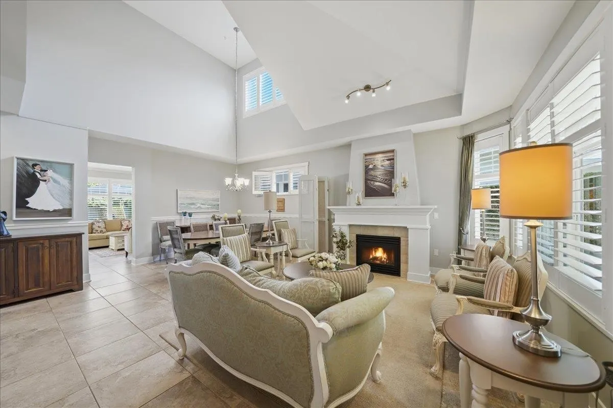 5900 Ferry Road #106