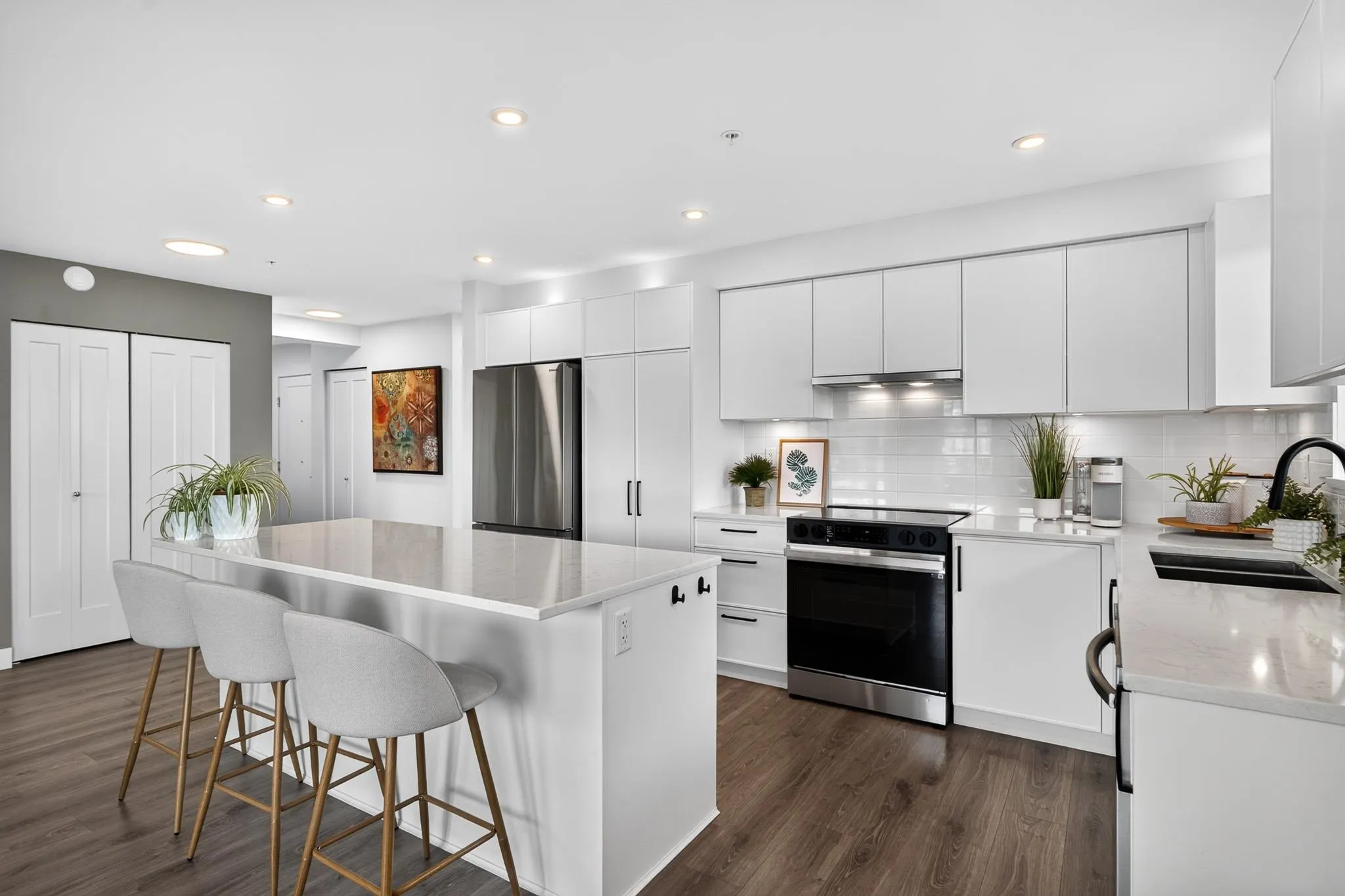 22575 Brown Avenue #503