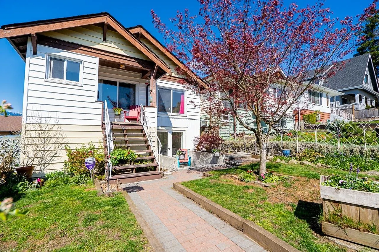 3415 Dundas Street